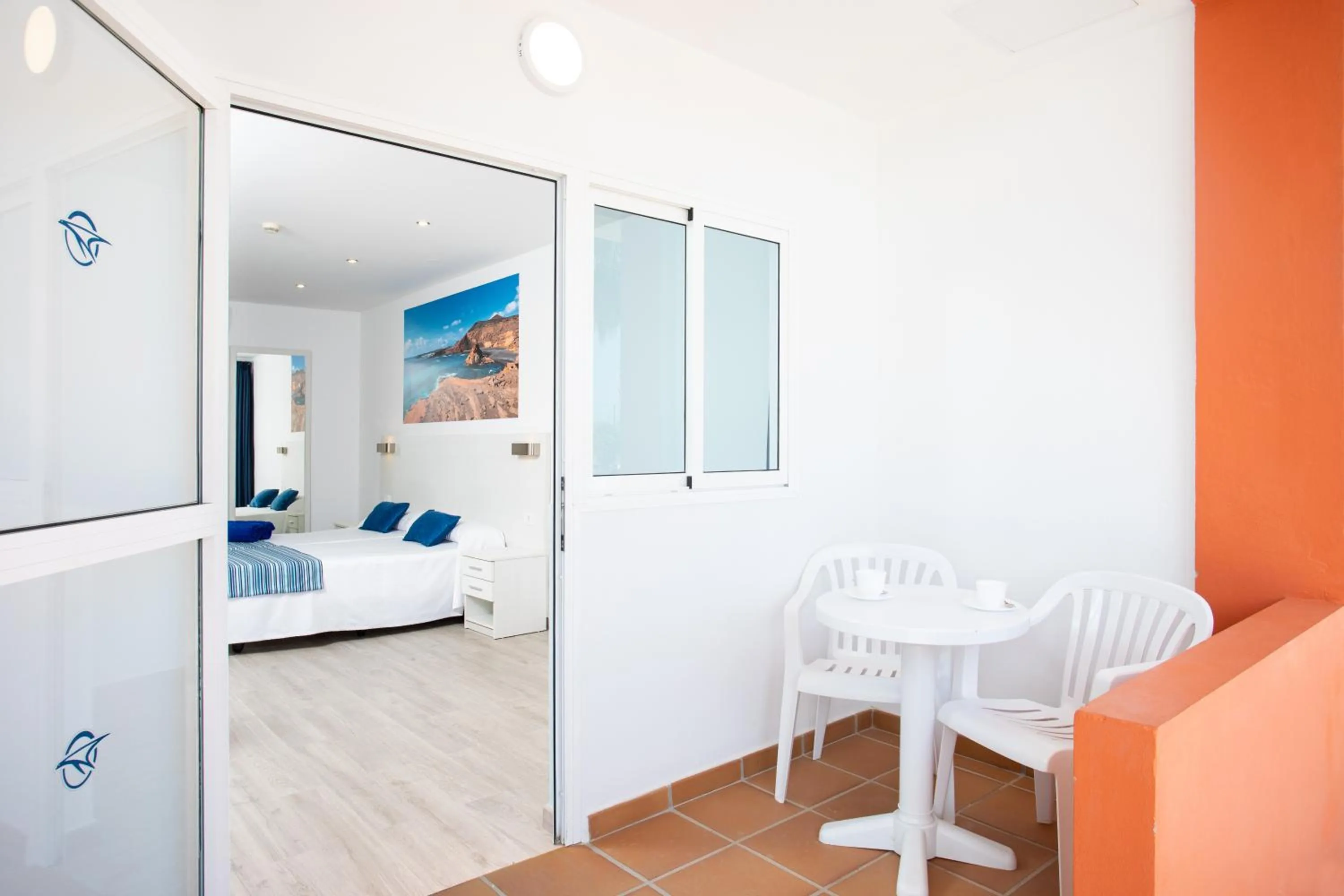 Balcony/Terrace, Bed in Globales Costa Tropical