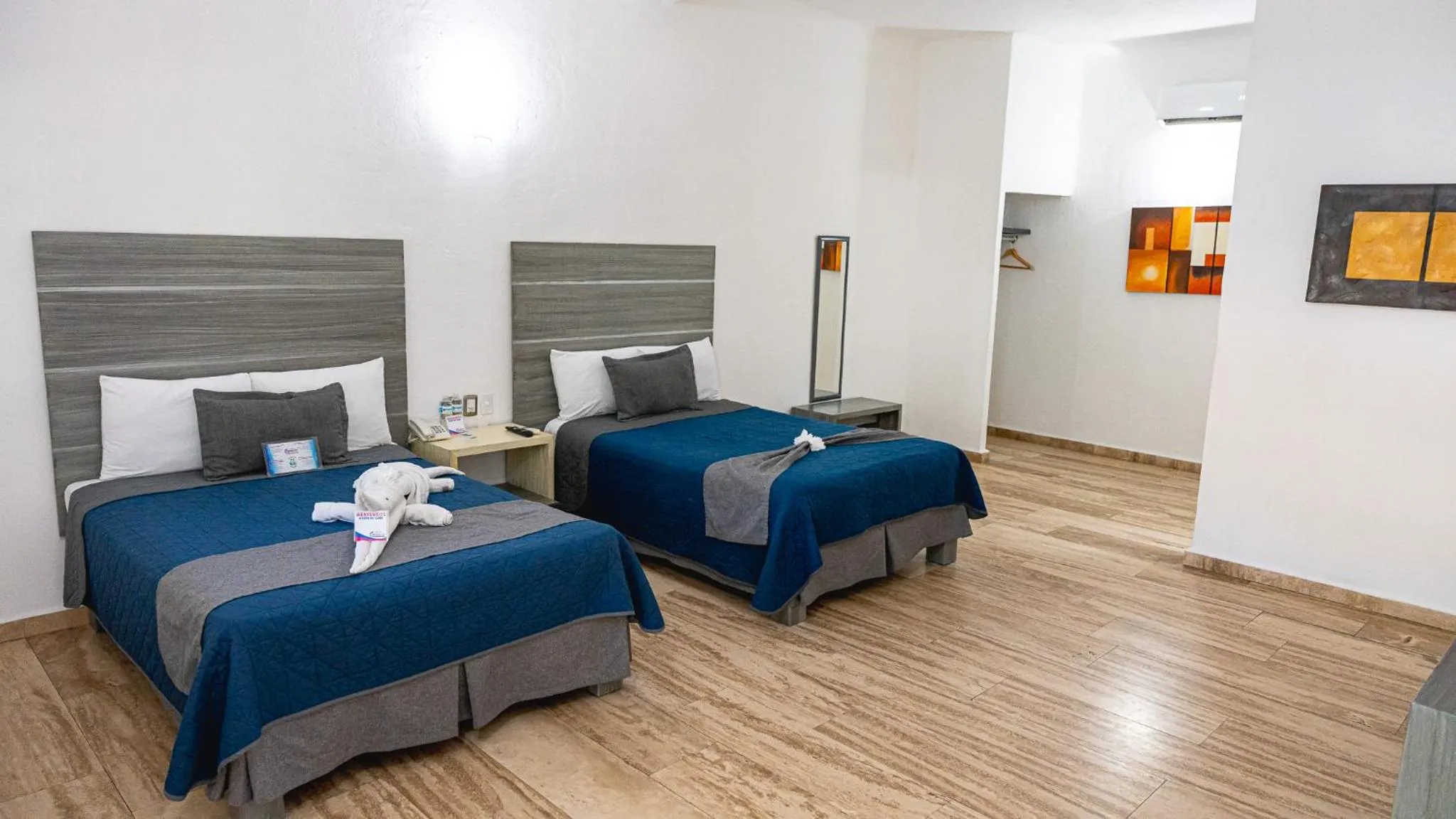 Photo of the whole room, Bed in Splash Inn Nuevo Vallarta & Parque Acuatico