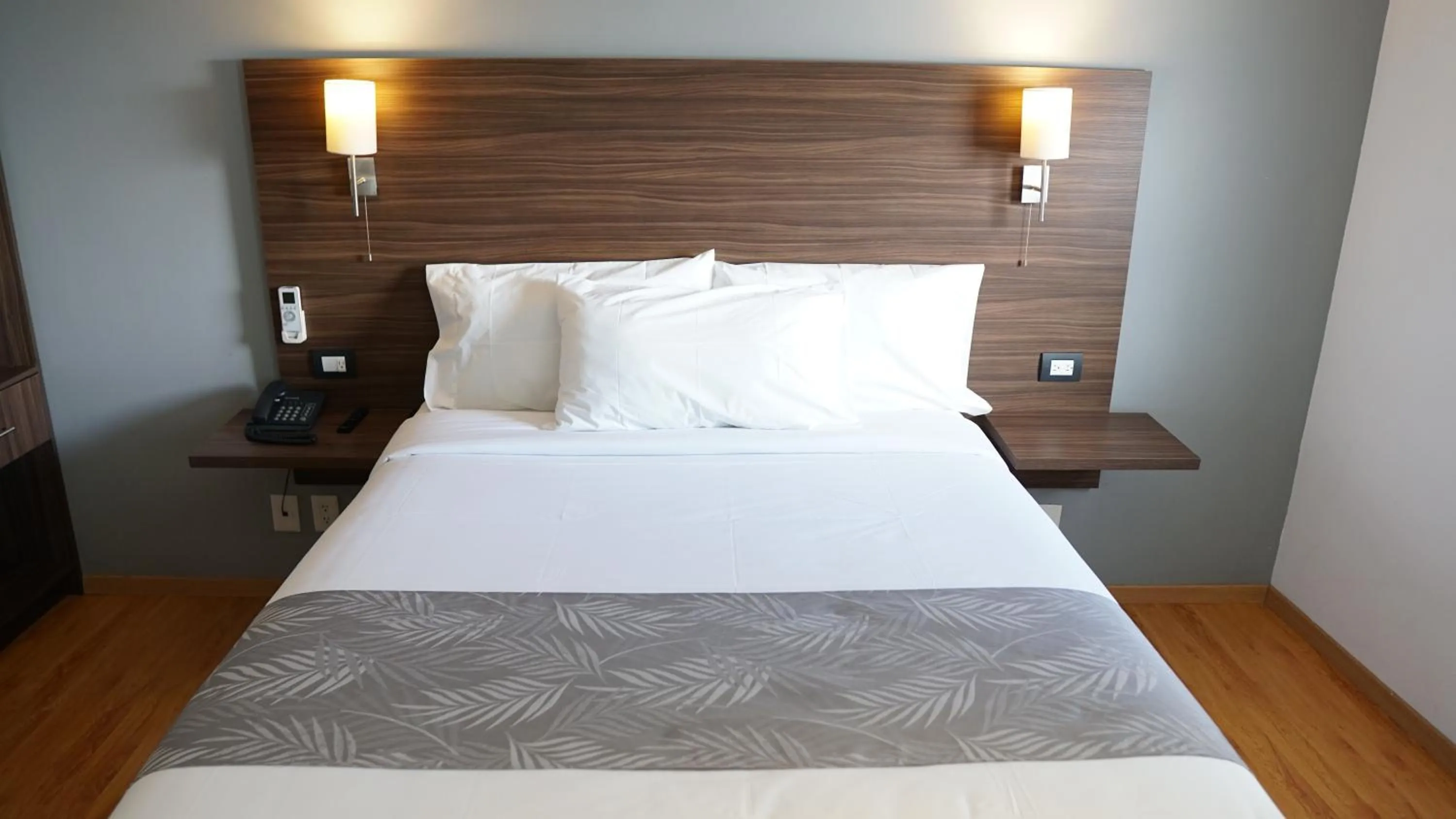 Bed in El Hotel Business Class - Zamora Centro