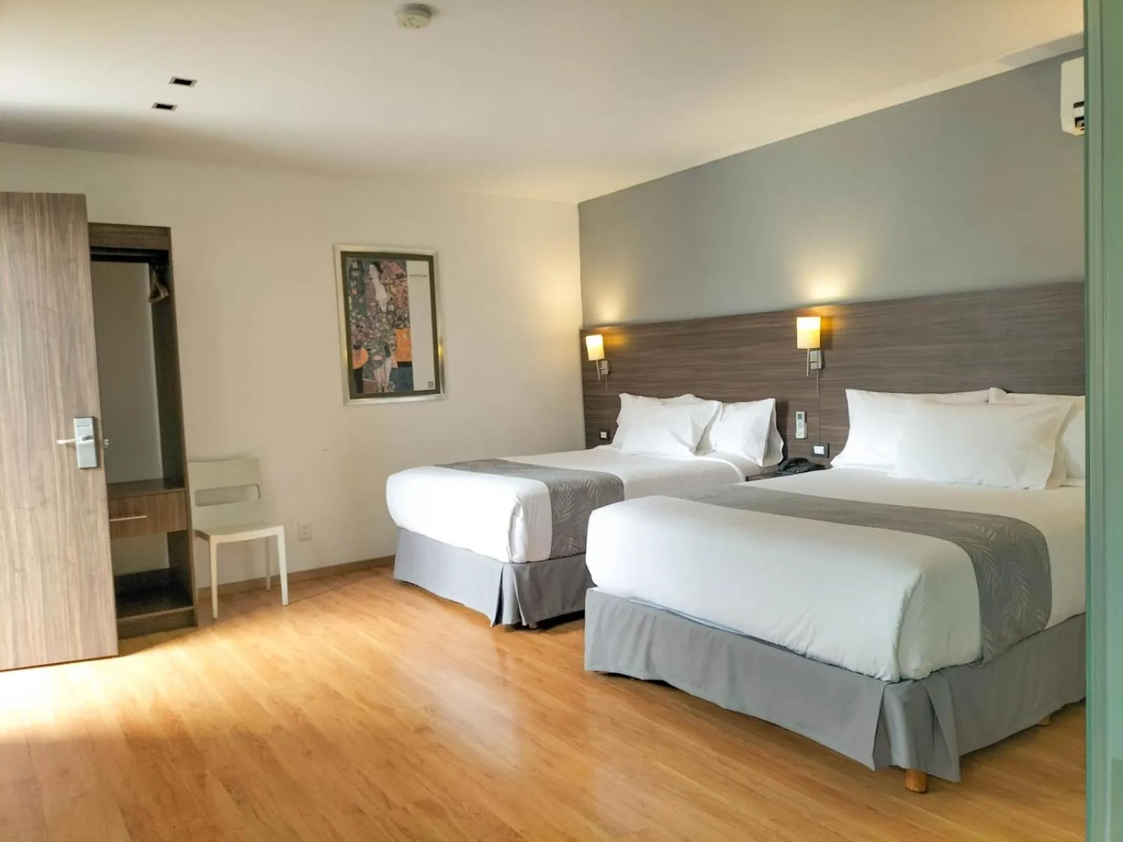 Bed in El Hotel Business Class - Zamora Centro