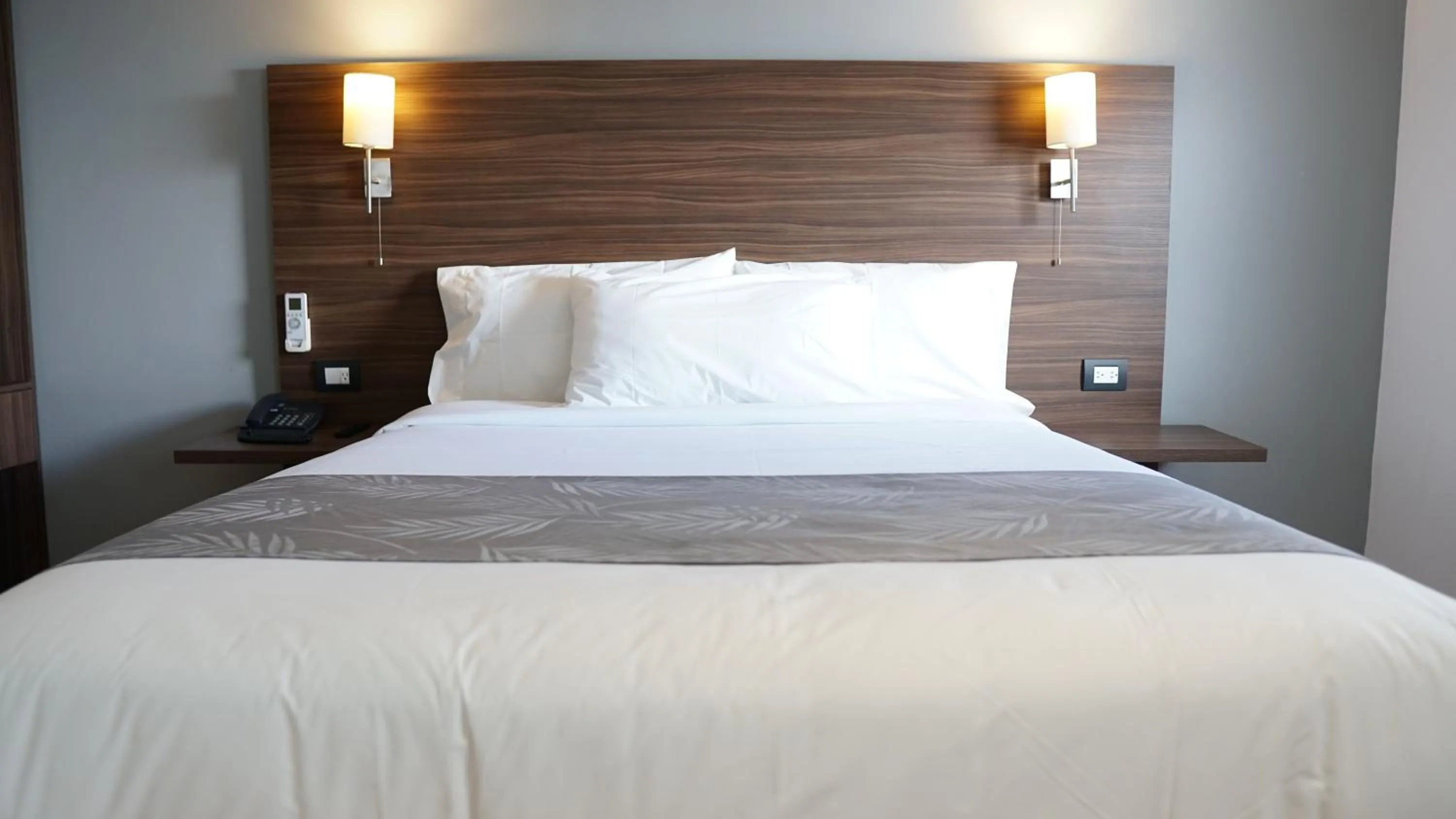 Bed in El Hotel Business Class - Zamora Centro