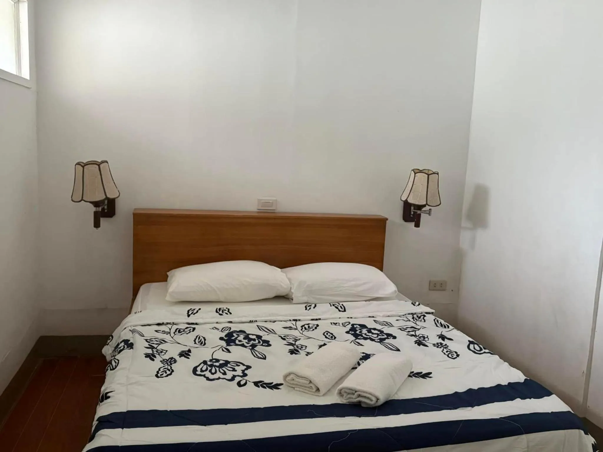 Bed in Dubay Panglao Beachfront Resort