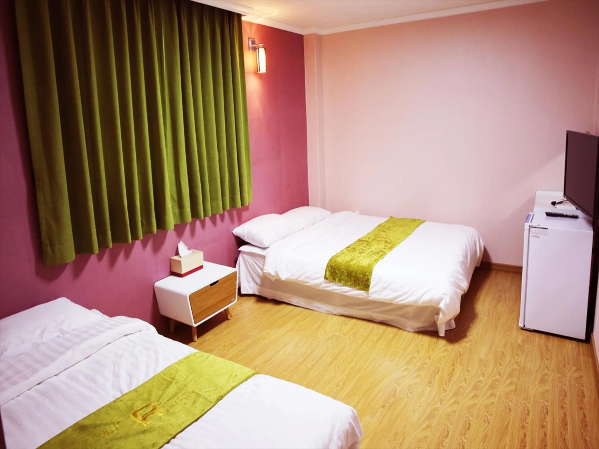 Photo of the whole room, Bed in Jeju R Hotel & Guesthouse