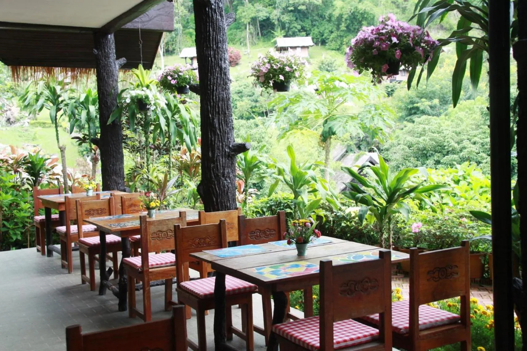 Restaurant/places to eat in Mae Sa Valley Farm Stay Resort