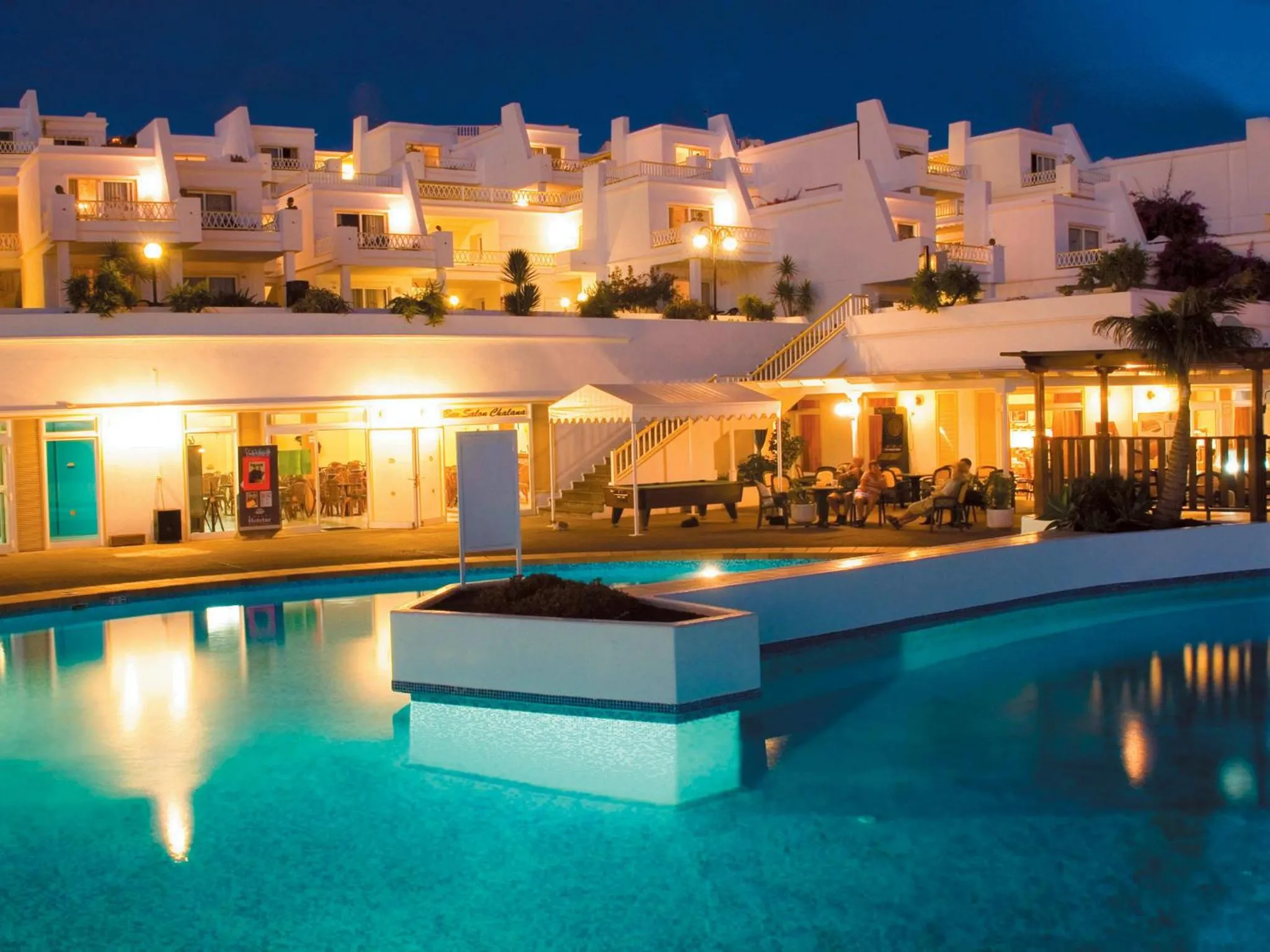 Area and facilities in BelleVue Aquarius