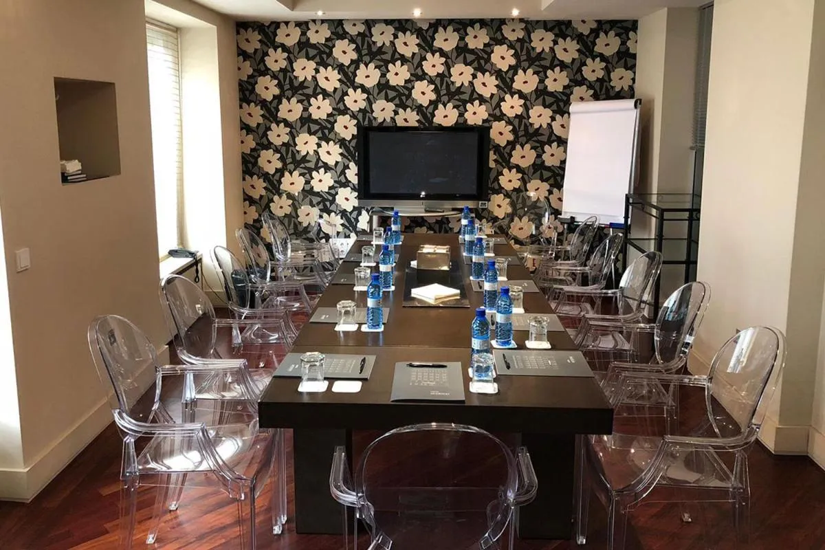 Meeting/conference room in Hotel Moderno Puerta del Sol