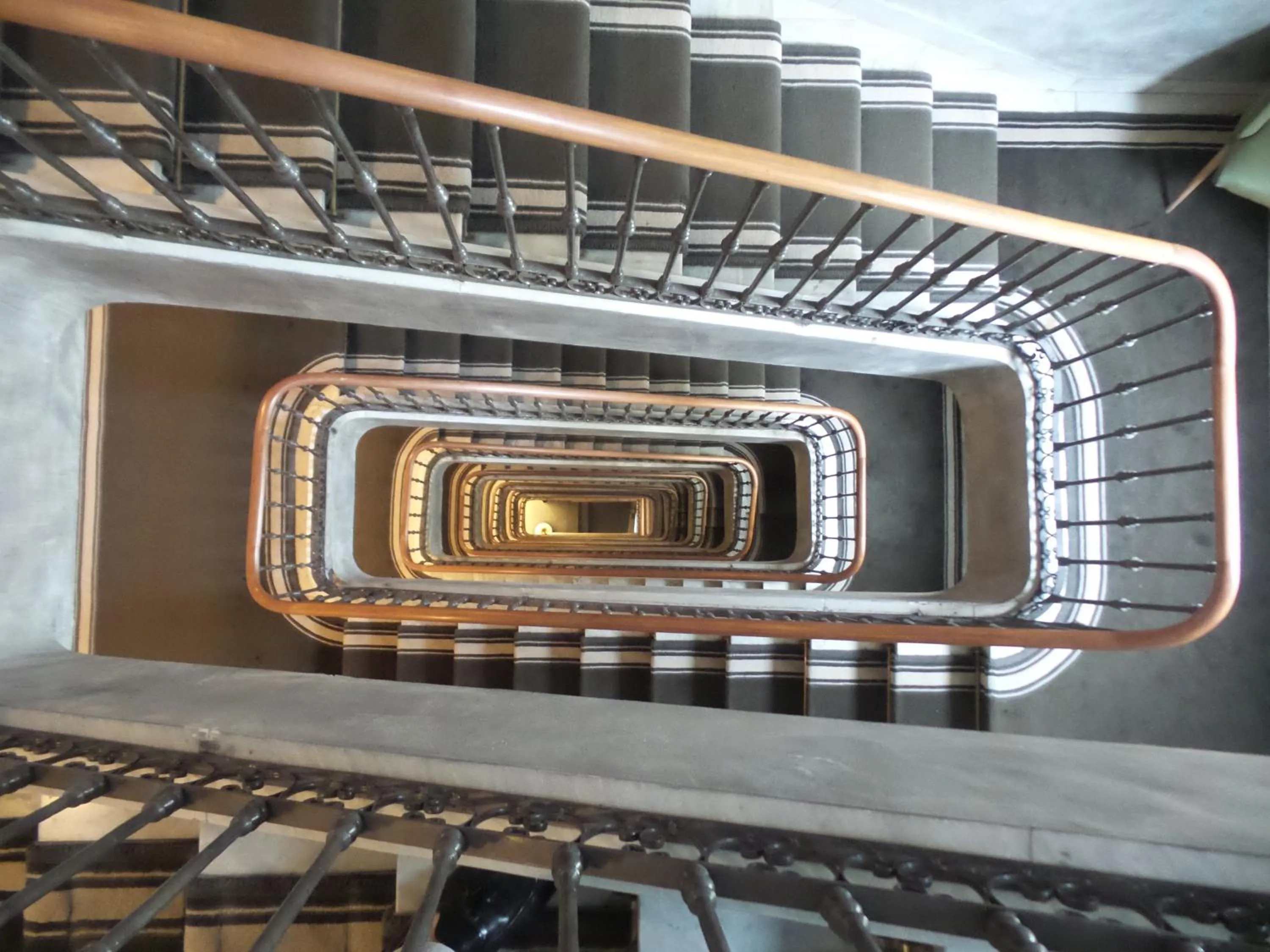 Property building in Hotel Moderno Puerta del Sol