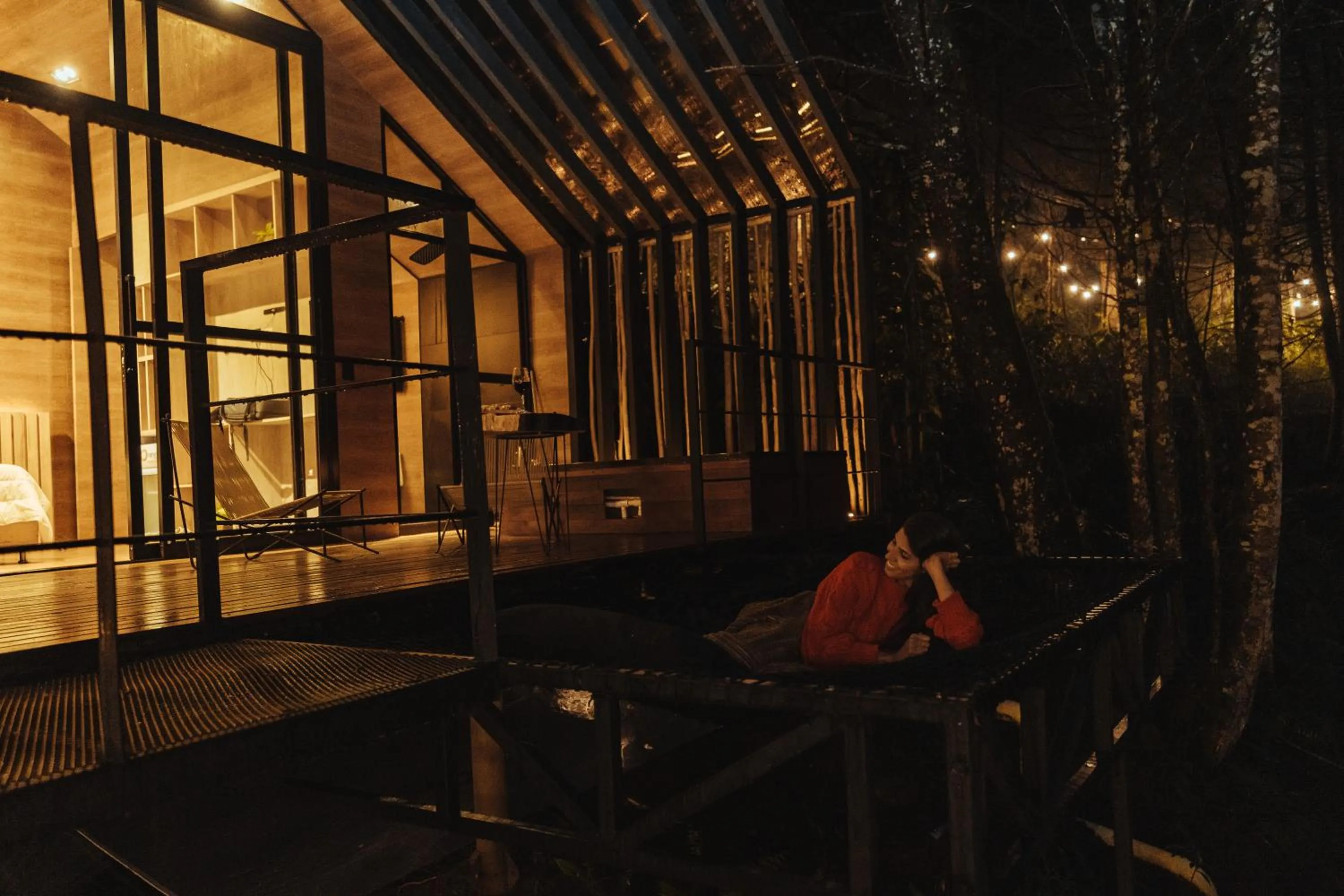 Night in Oculto refugio de bosque