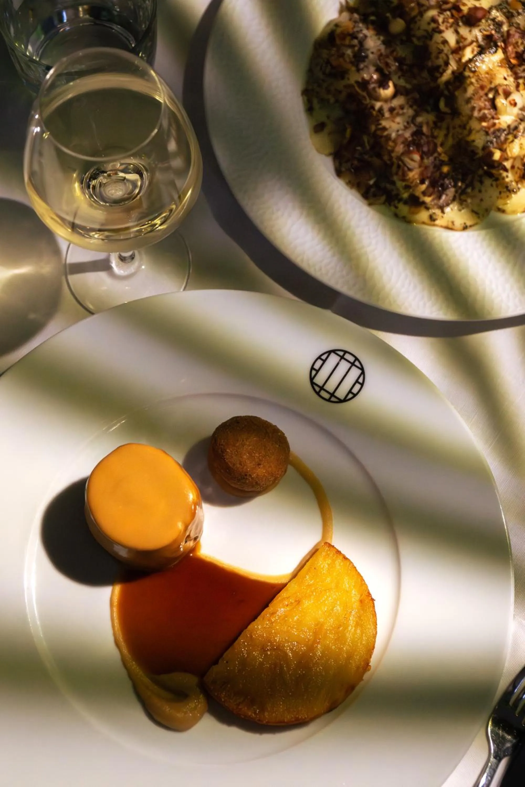 Restaurant/places to eat in Molitor Hotel & Spa Paris - MGallery Collection