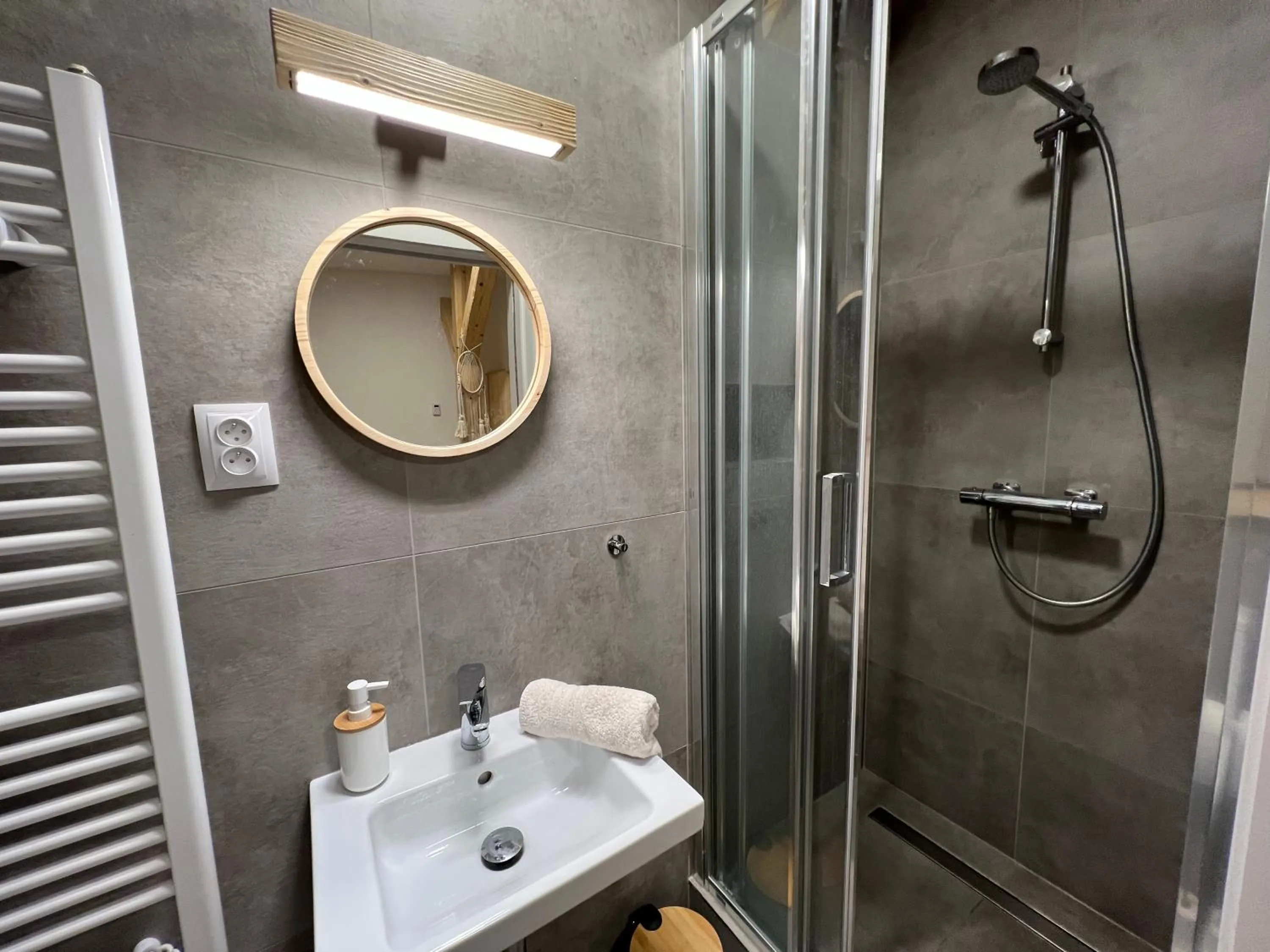 Shower in Apartmány NONE