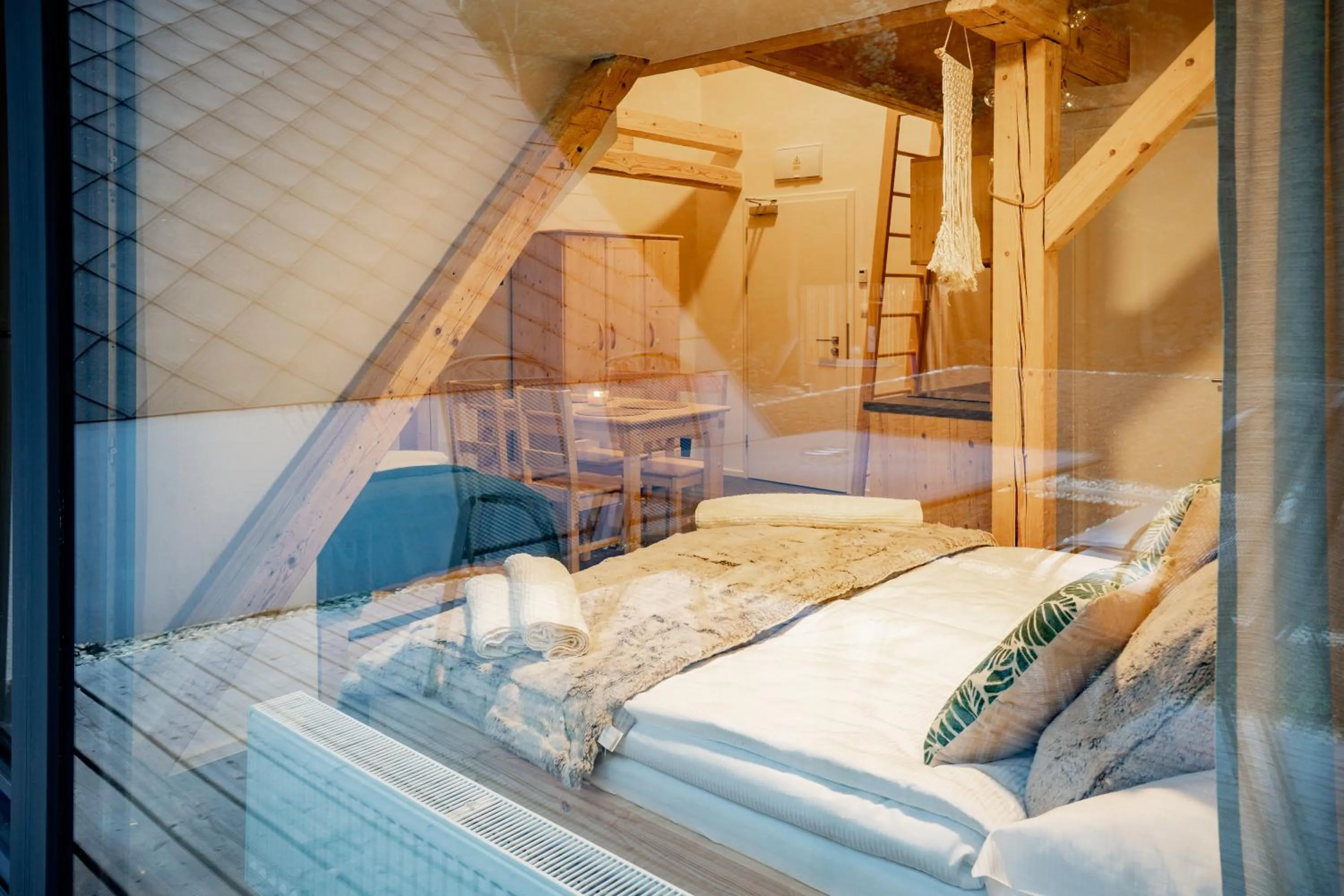 Balcony/Terrace, Bed in Apartmány NONE