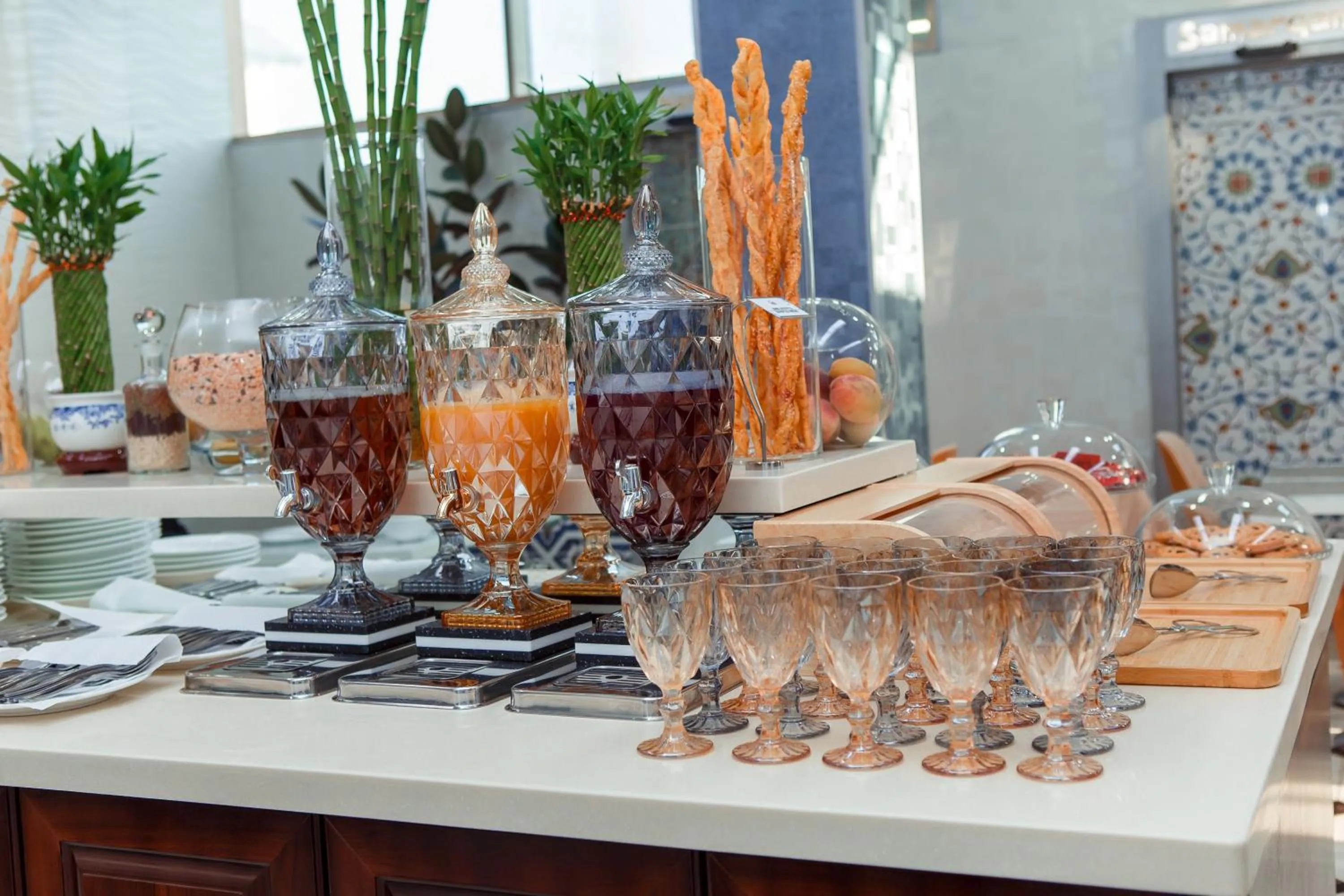 Breakfast in Ada Hotel