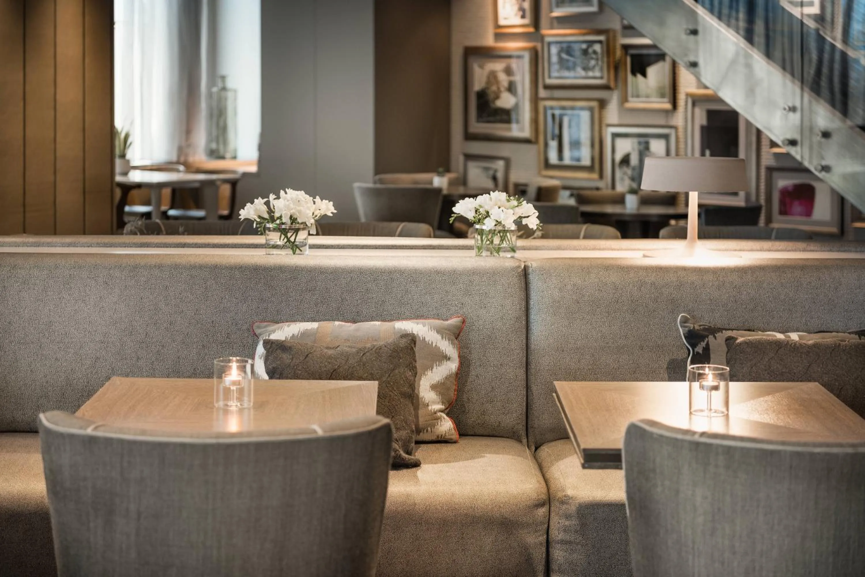 Lounge or bar in AC Hotel Gran Canaria by Marriott