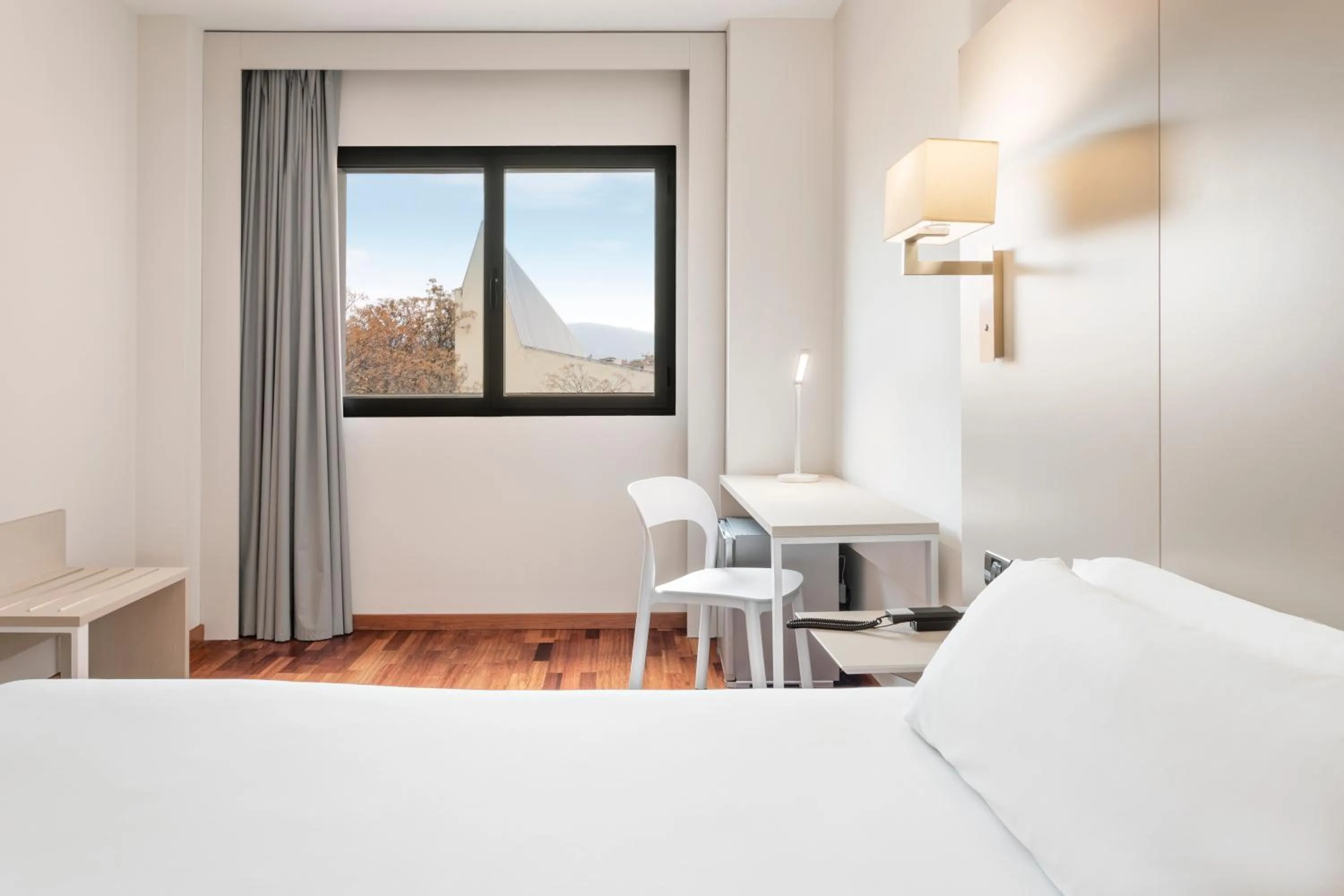 Bed in B&B HOTEL Granada Estación