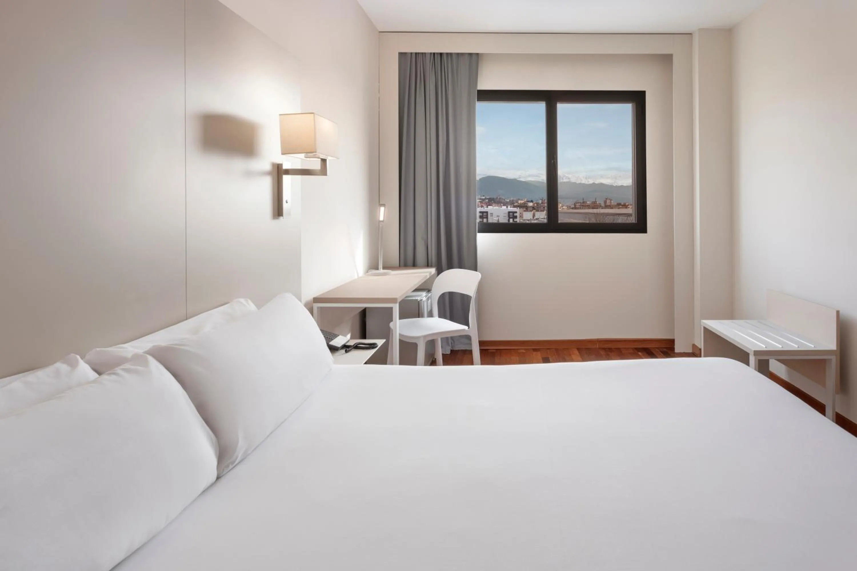 Bed in B&B HOTEL Granada Estación