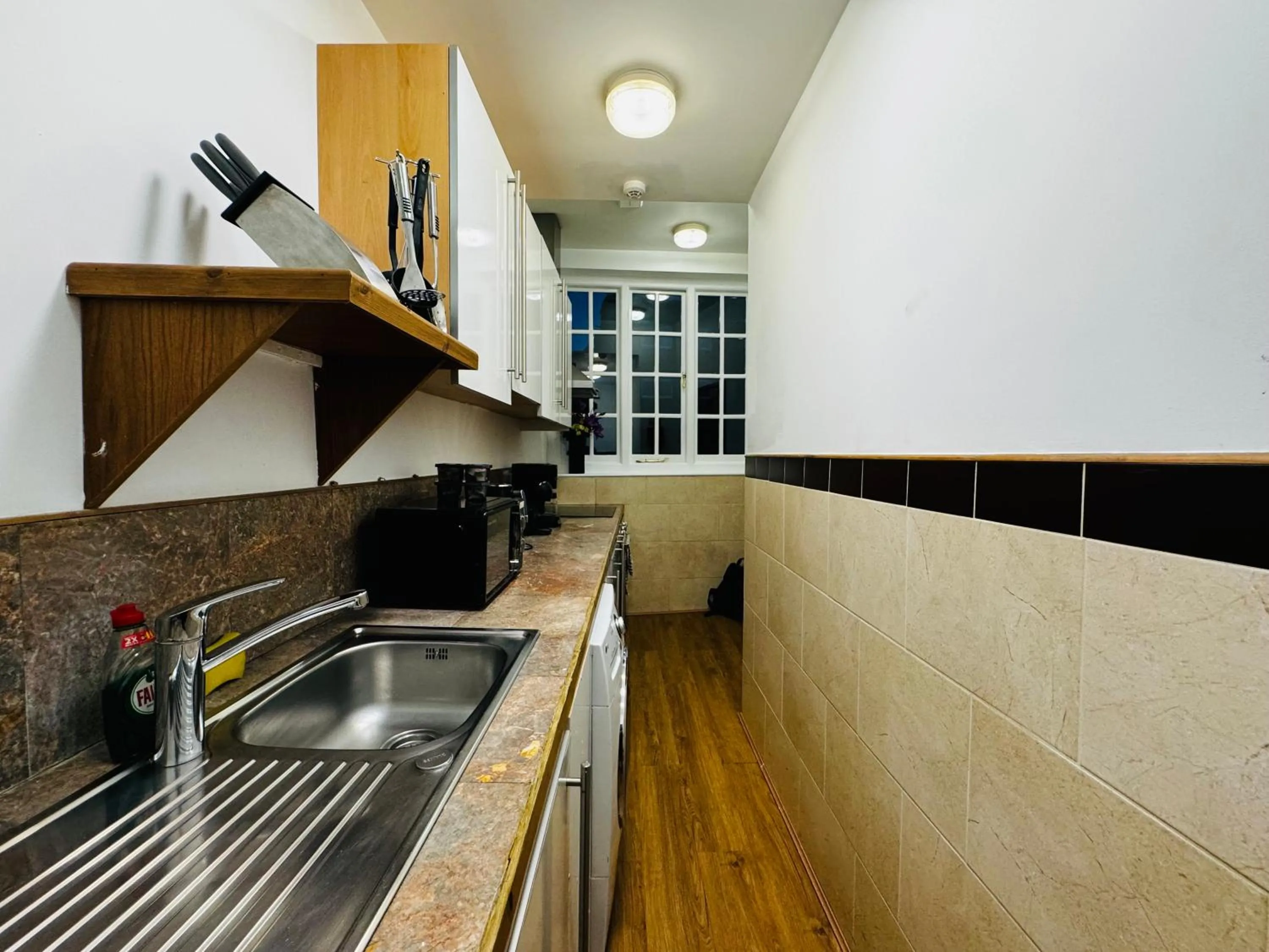kitchen in Berkley Apartments