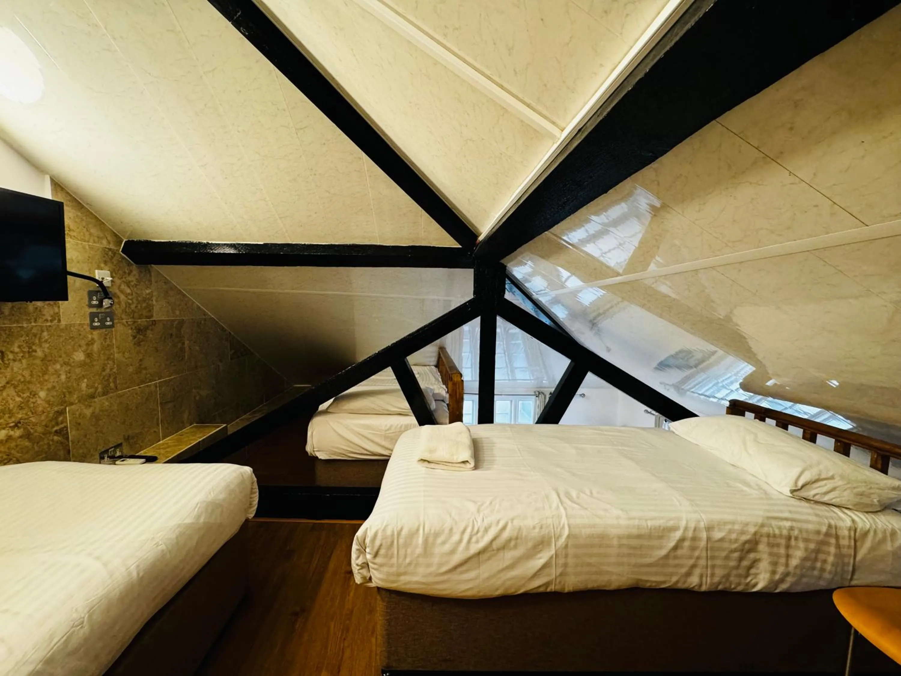 Bed in Berkley Apartments