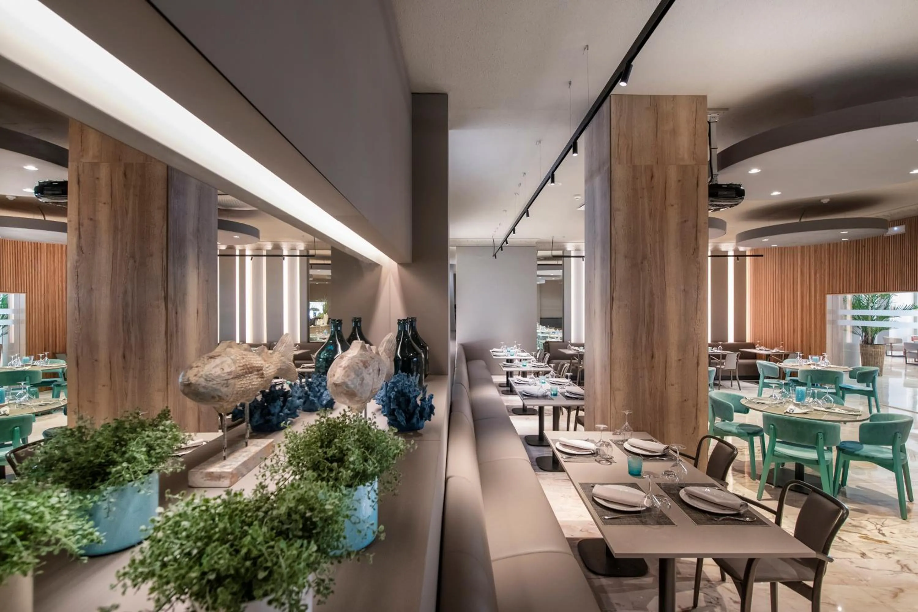 Restaurant/places to eat in Salles Hotel Málaga Centro