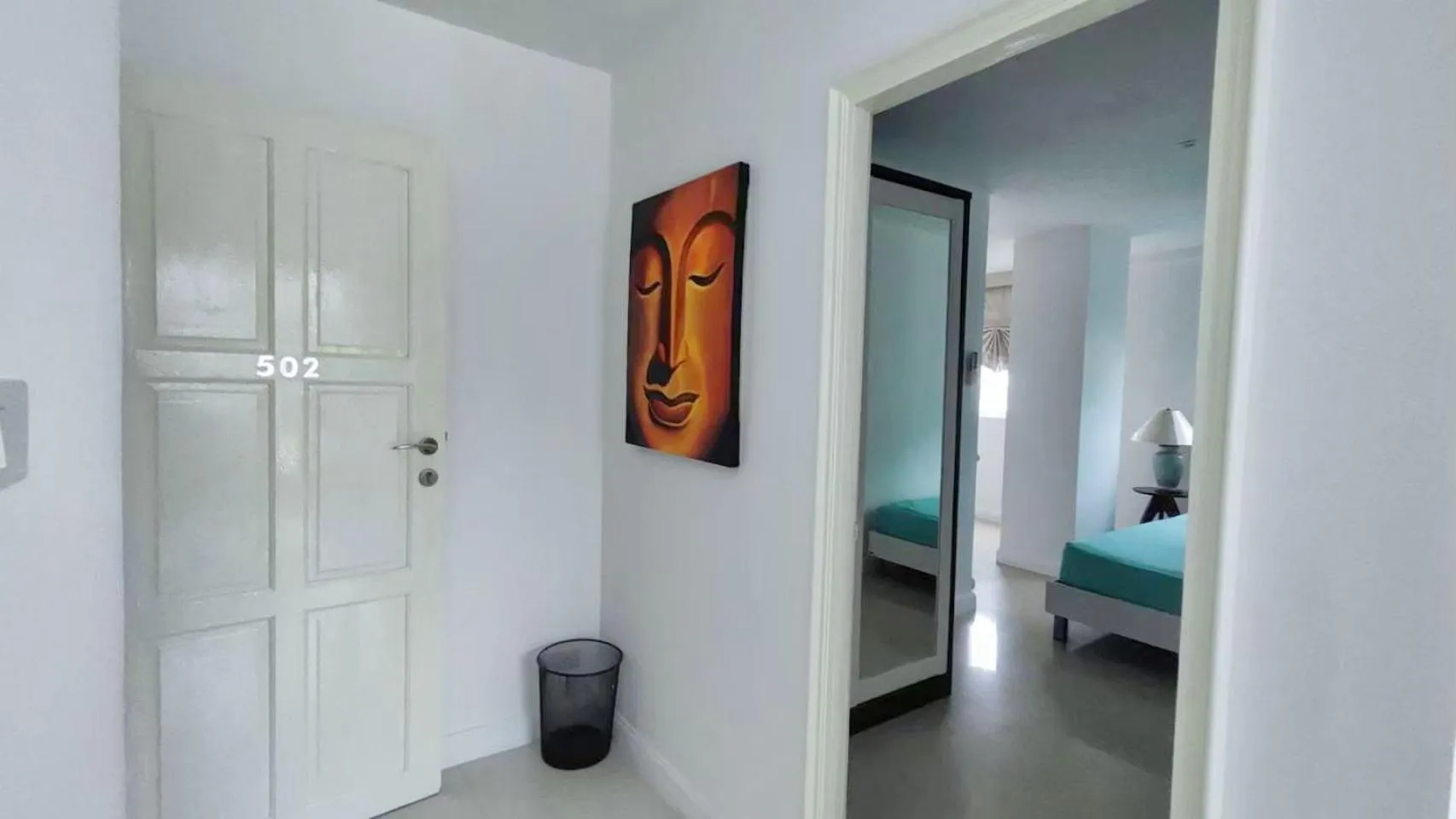 Photo of the whole room in Utopia Kata By RoomQuest