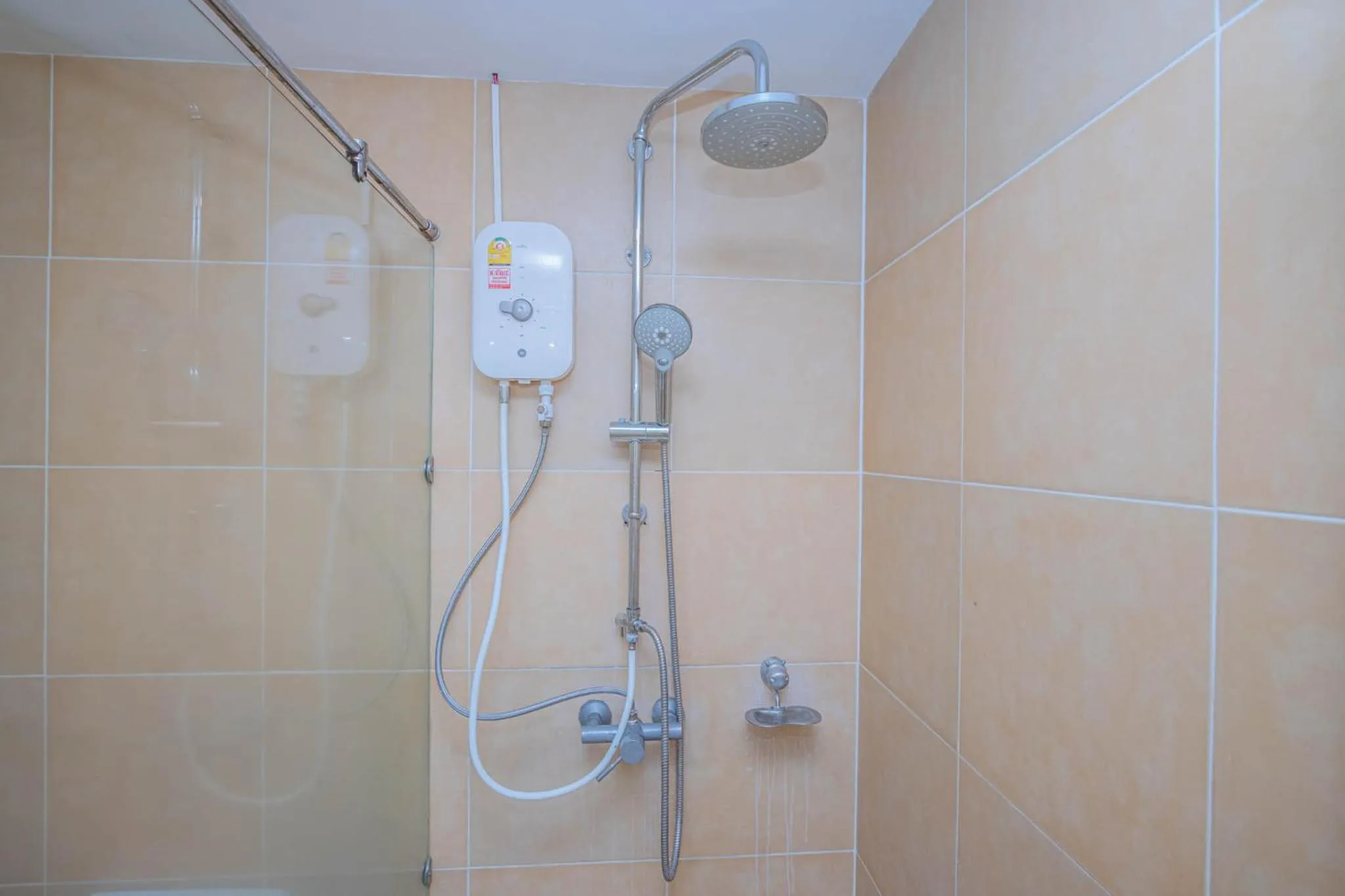 Shower in Utopia Kata By RoomQuest