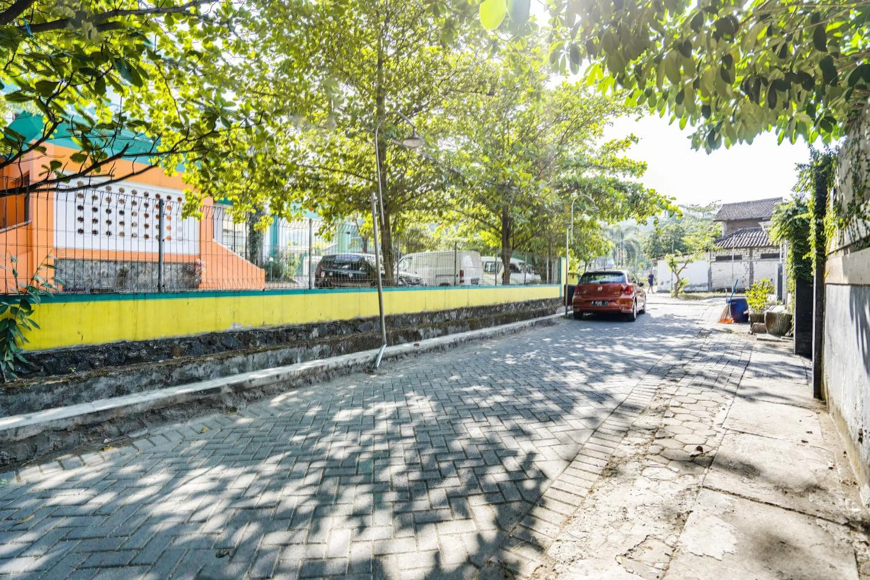 Facade/entrance in Hotel O Rumah Kost Gresik Syariah