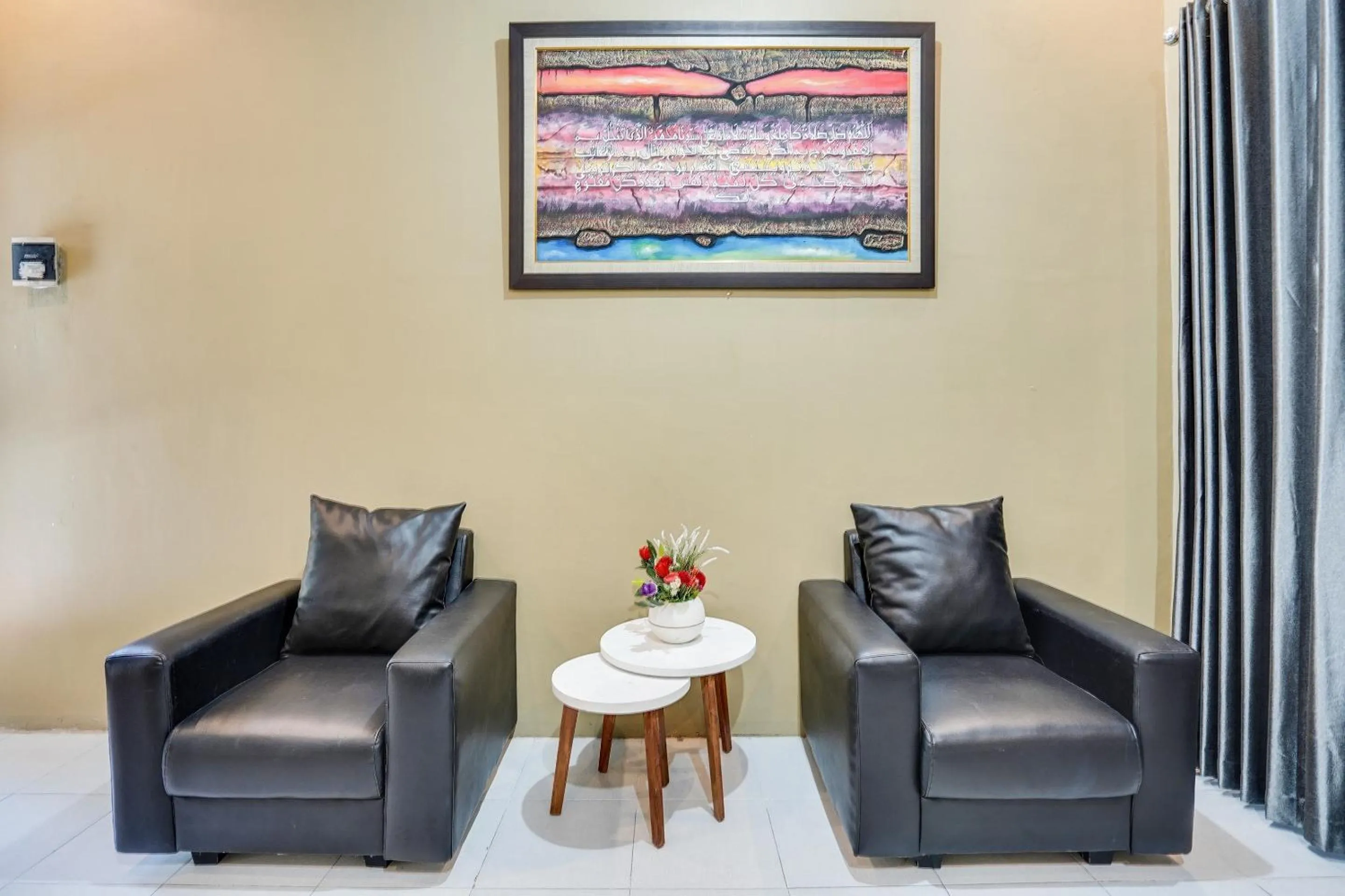 Lobby or reception in Hotel O Rumah Kost Gresik Syariah