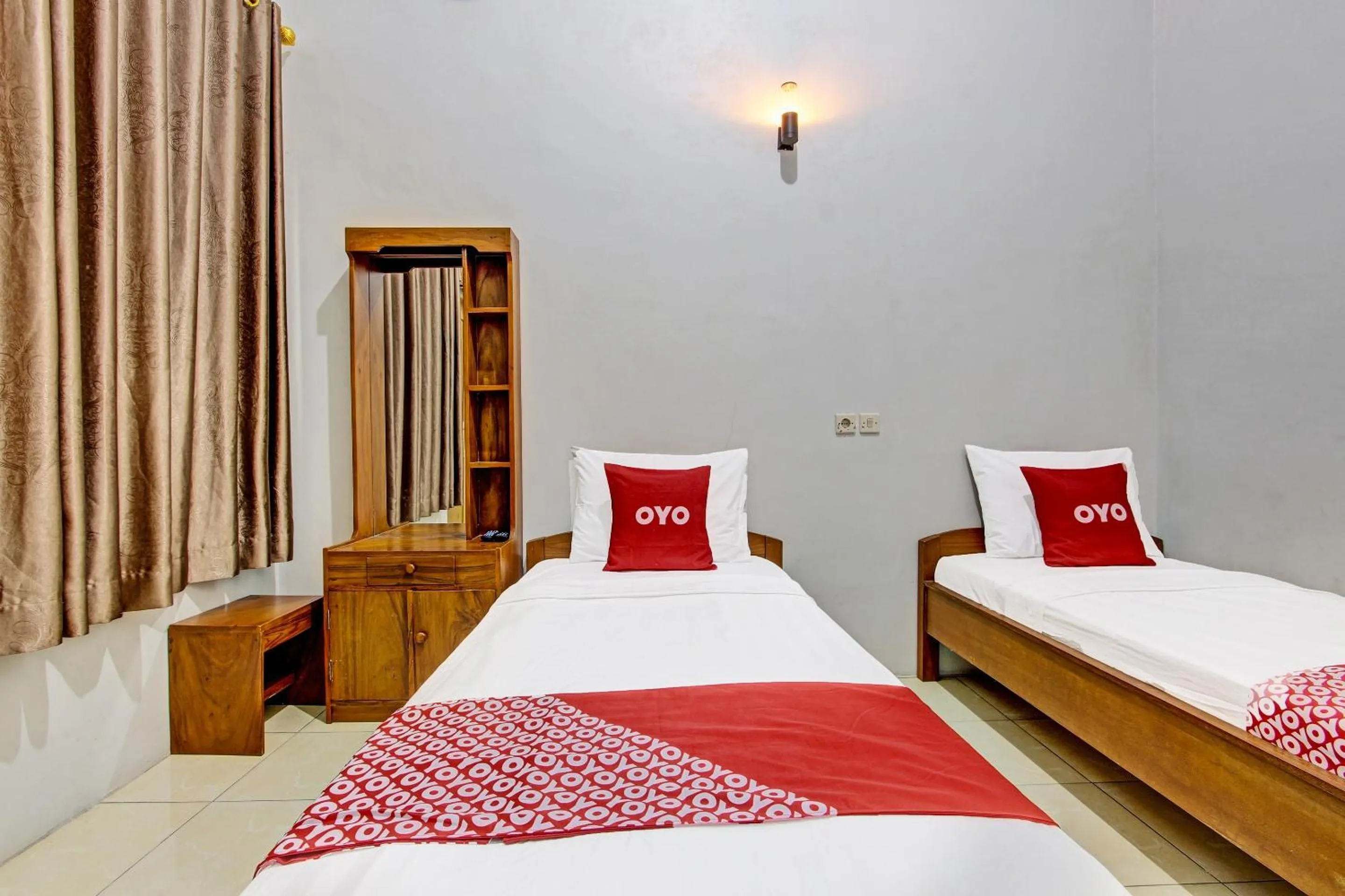 Bedroom, Bed in Hotel O Wisma Pkpri Purworejo