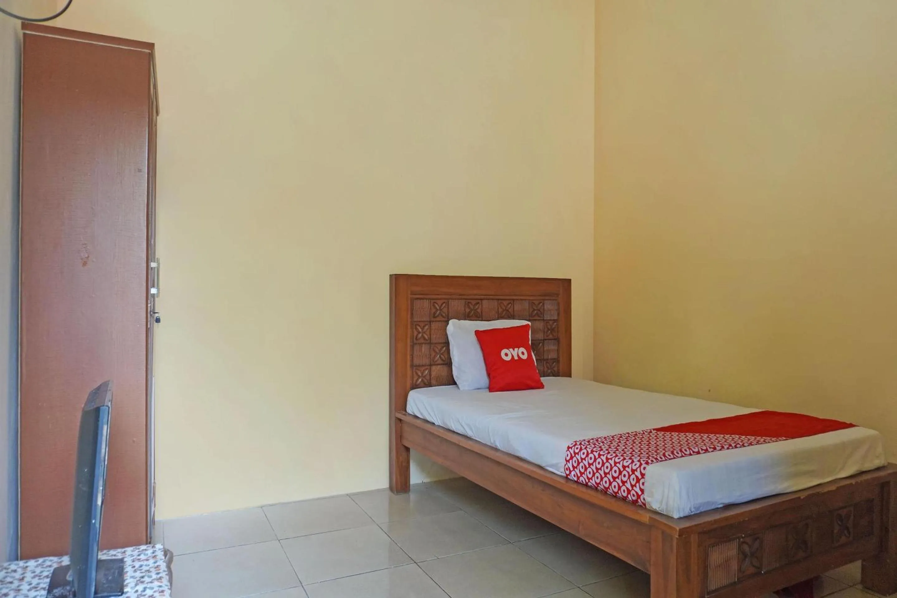 Bedroom, Bed in OYO 91762 Green Home Stay Syariah