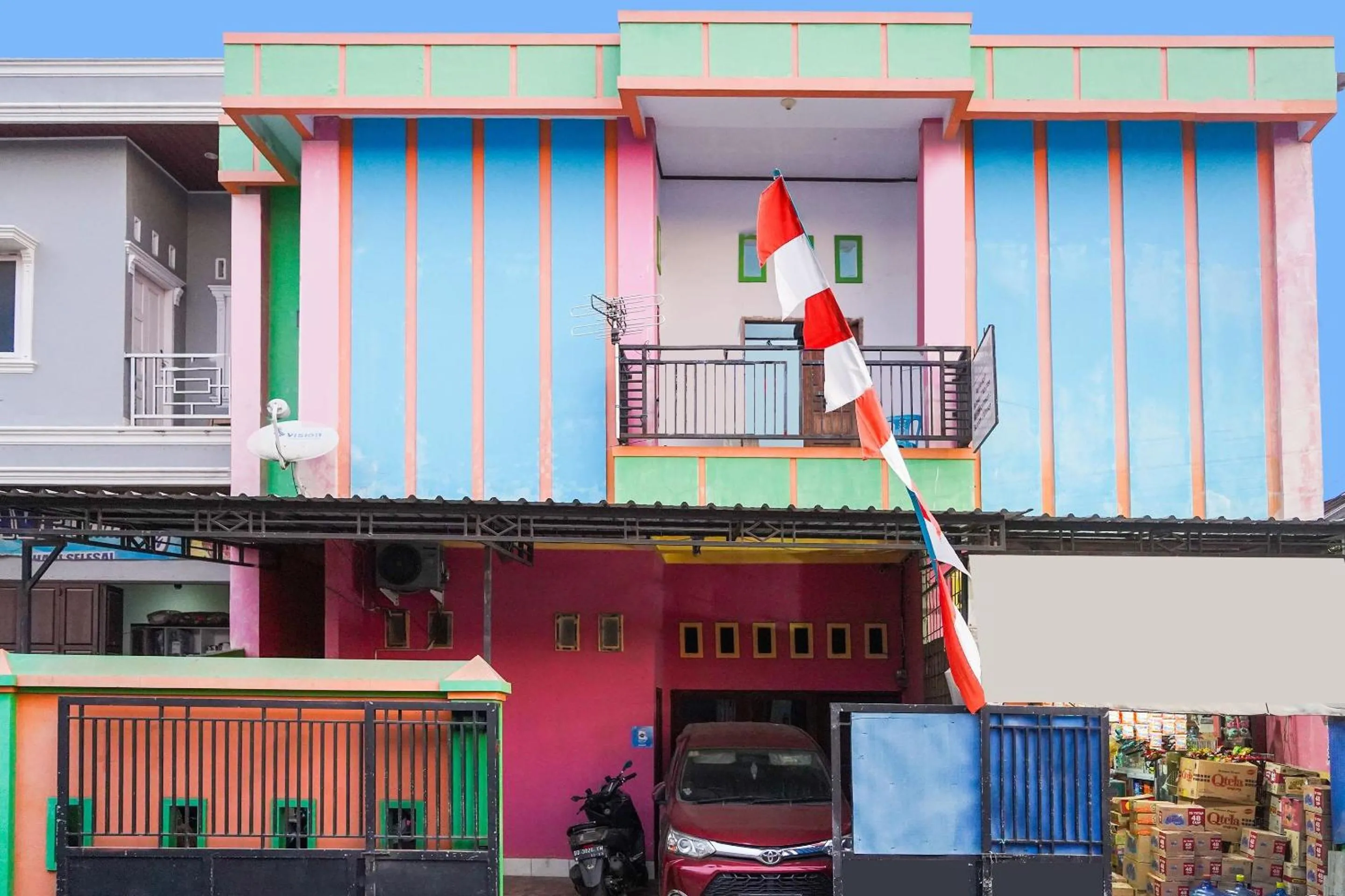 Facade/entrance in Hotel O Pondok Hikmah Makassar
