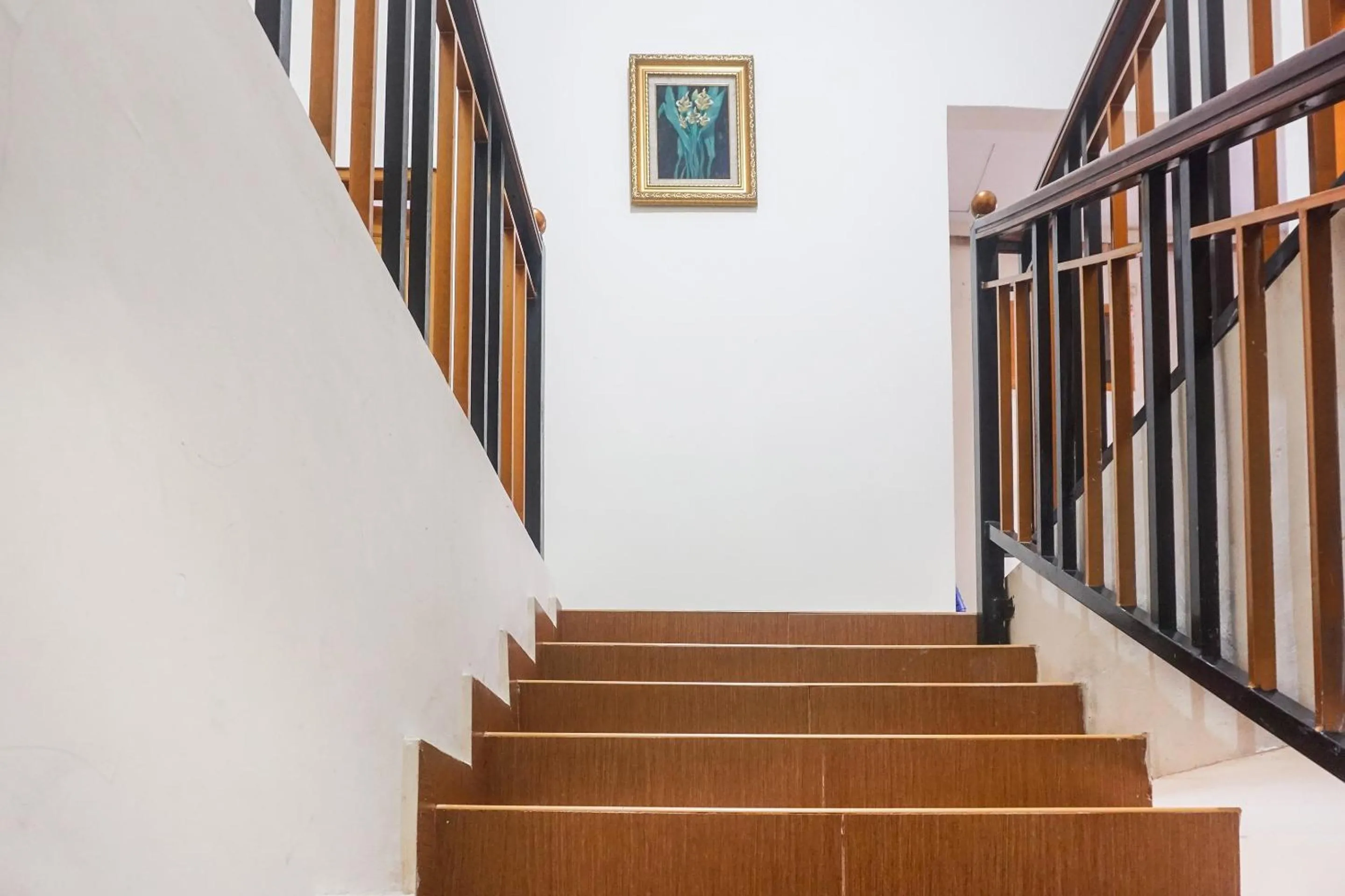 Lobby or reception in Hotel O Pondok Hikmah Makassar