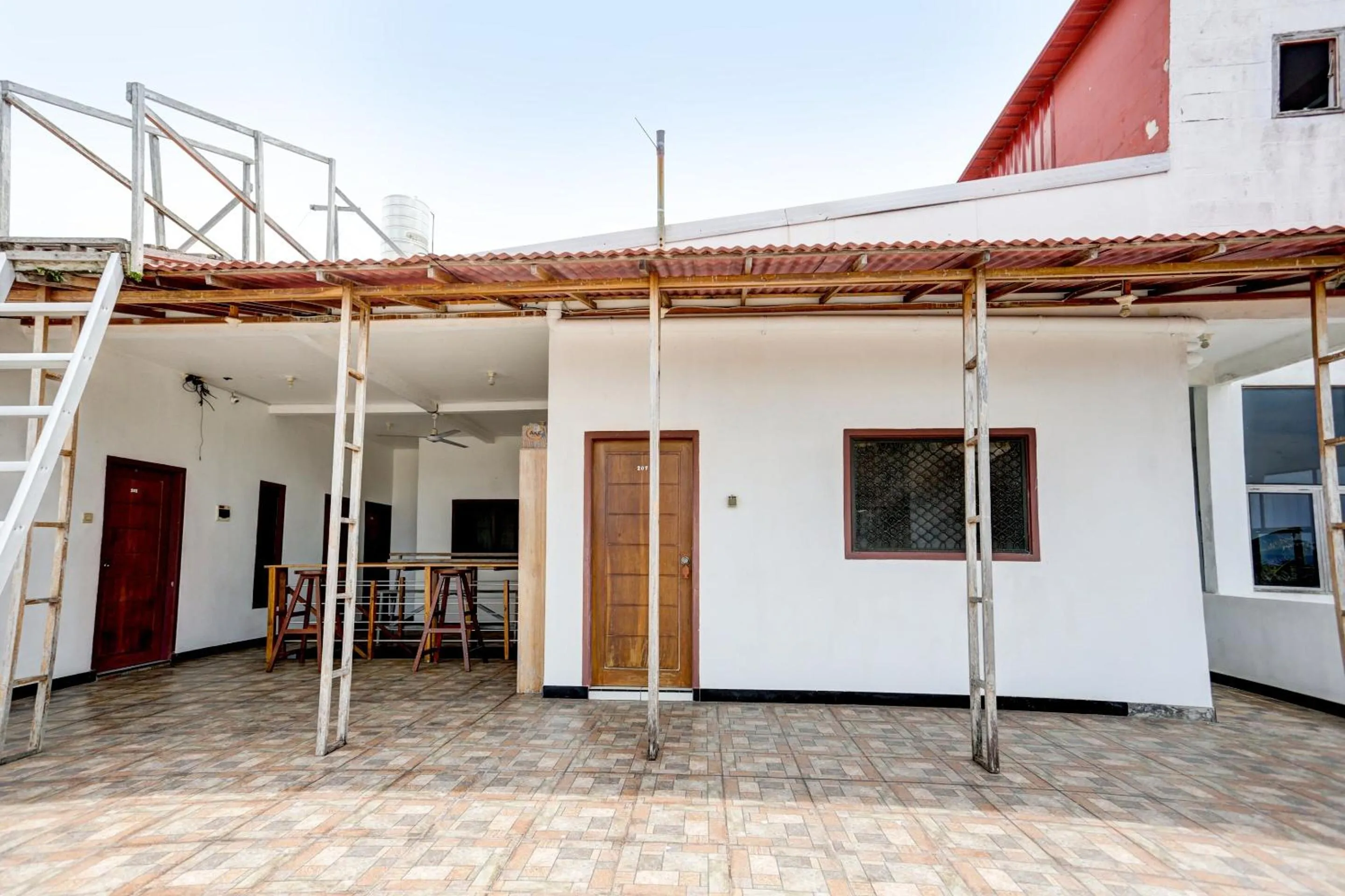 Facade/entrance in OYO 91773 Ab Homestay