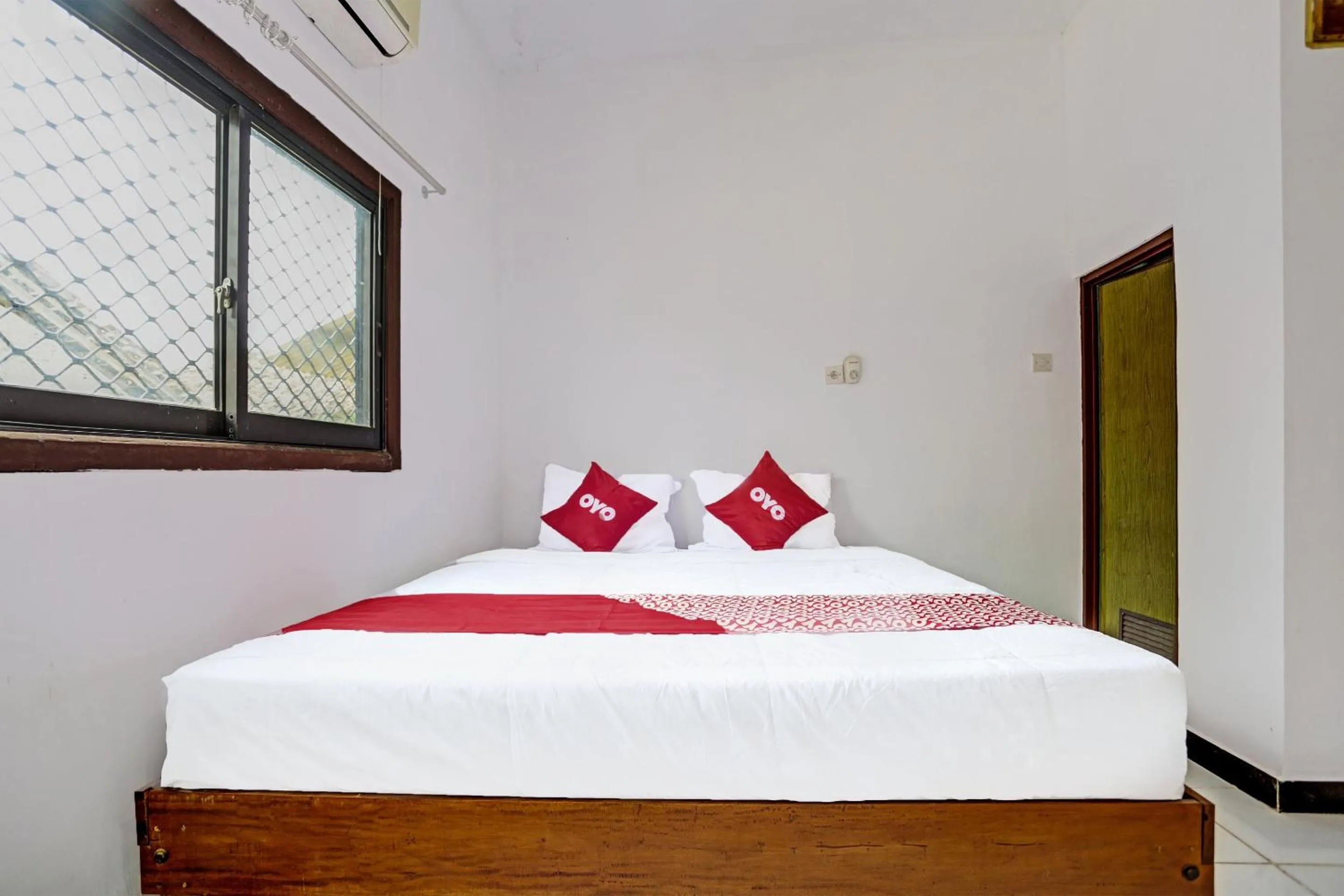 Bedroom in OYO 91773 Ab Homestay