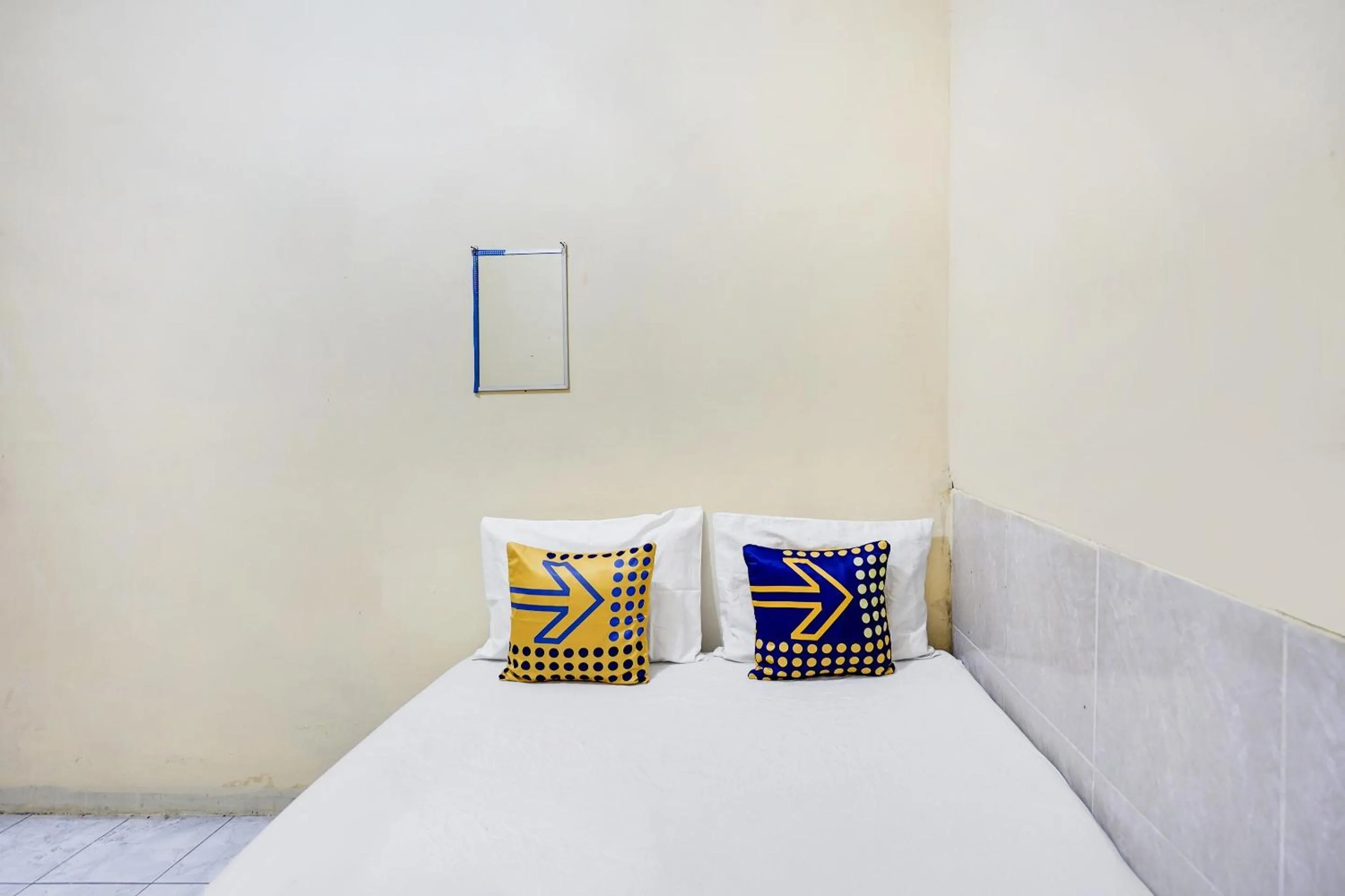 Bedroom, Bed in Hotel O Kost Nusantara Sidoarjo Syariah