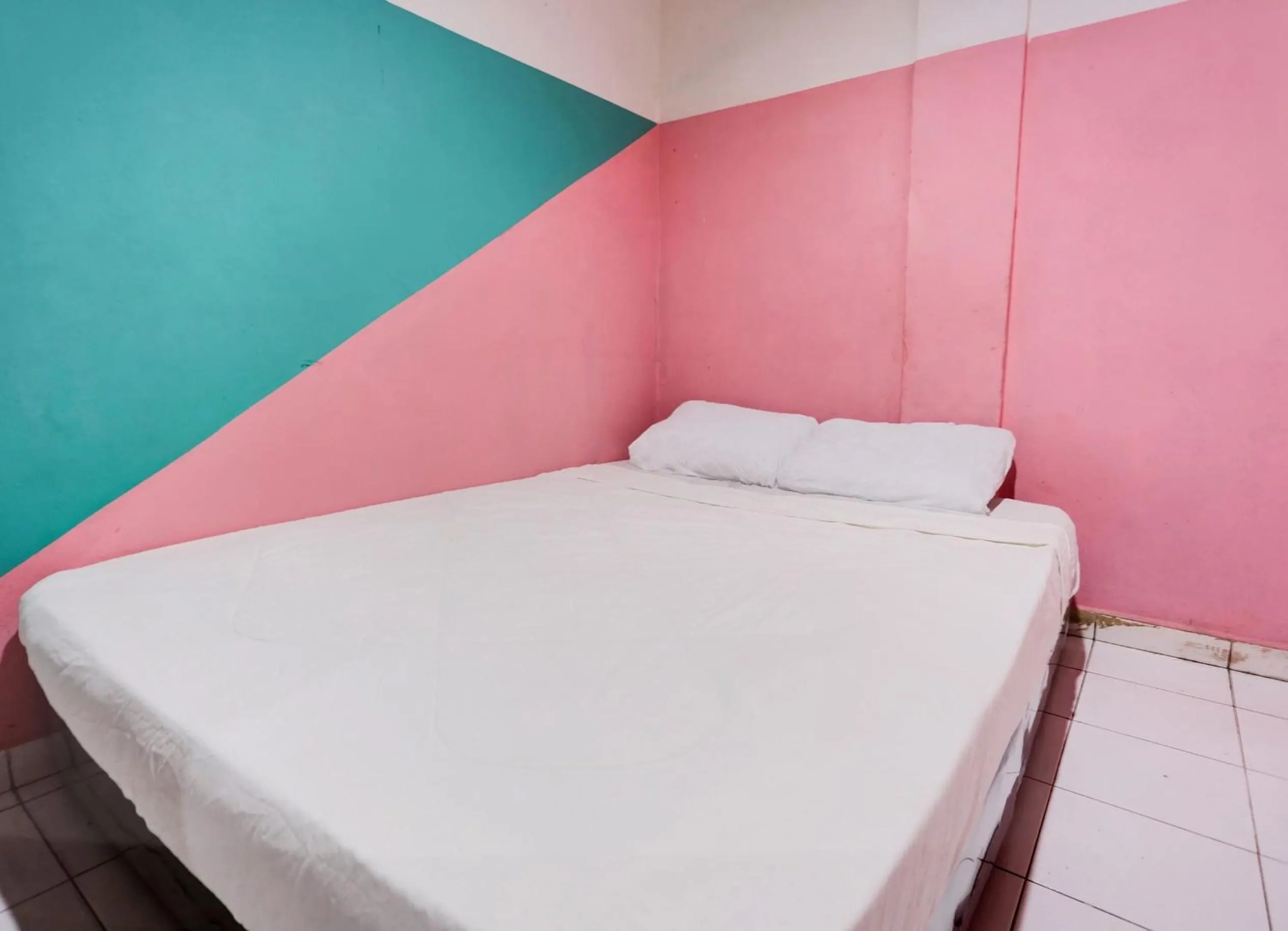 Bedroom, Bed in Hotel O Solo Baru Homestay Syariah