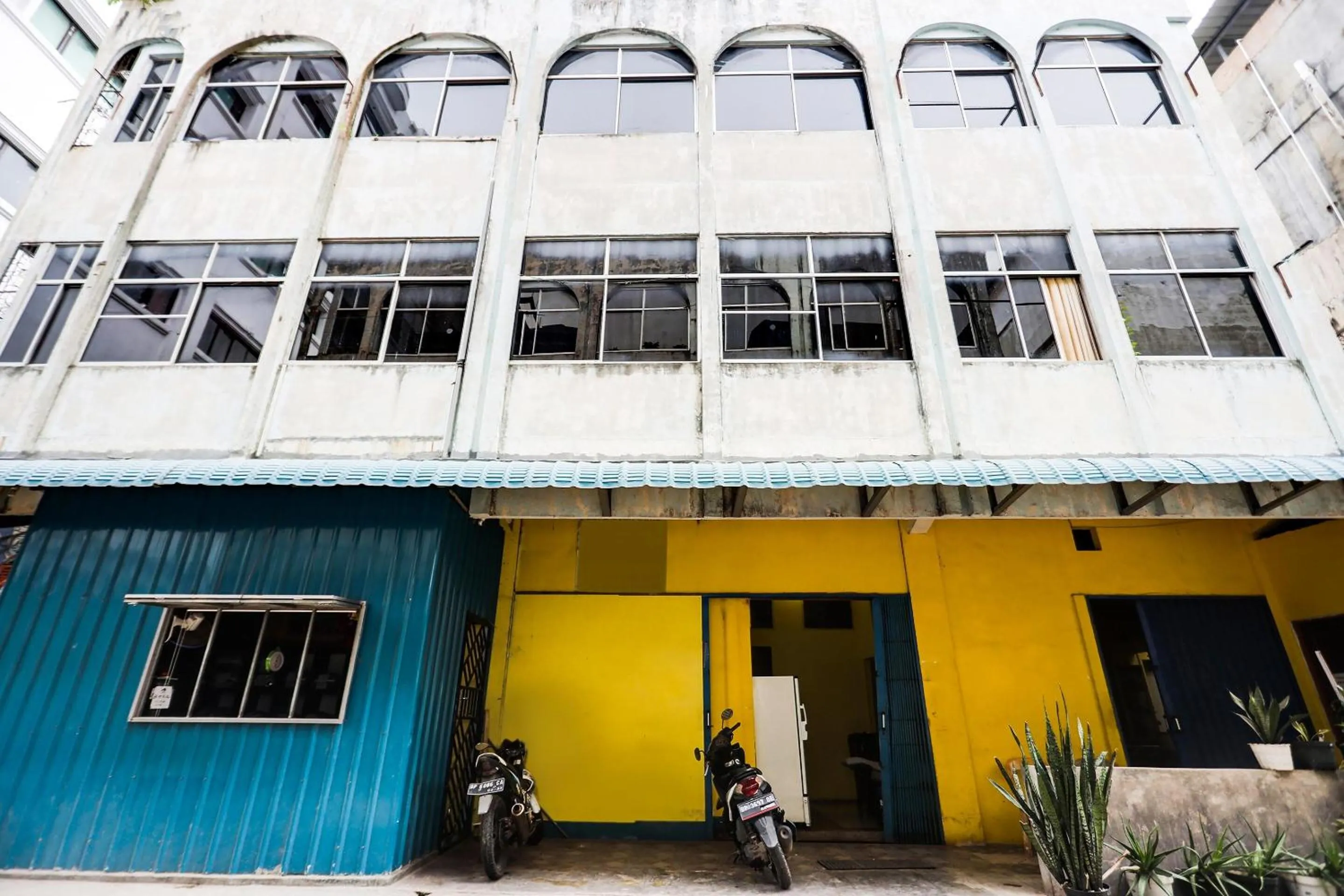 Facade/entrance in Hotel O Solo Baru Homestay Syariah