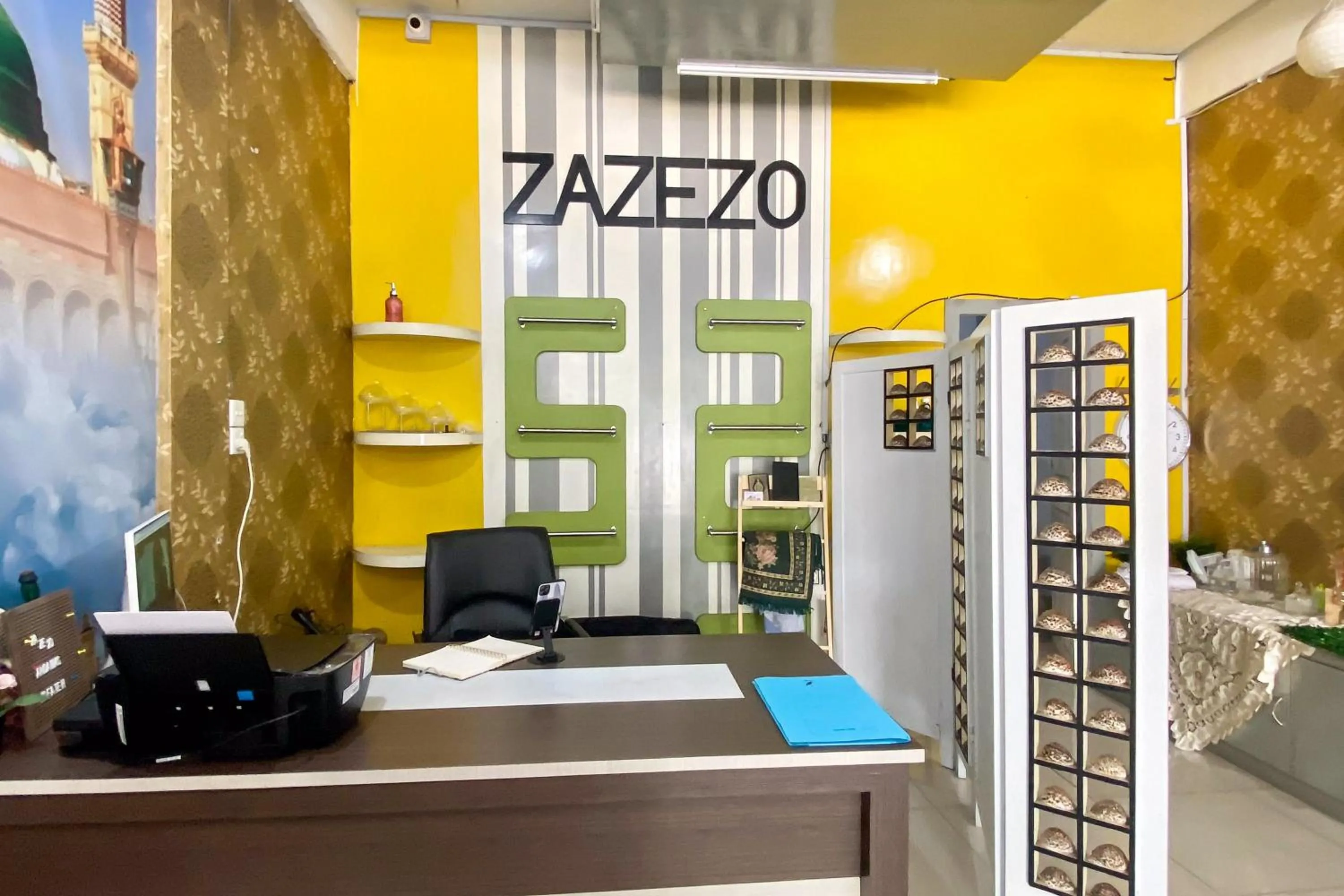 Lobby or reception in Zazezo Homestay Syariah RedPartner