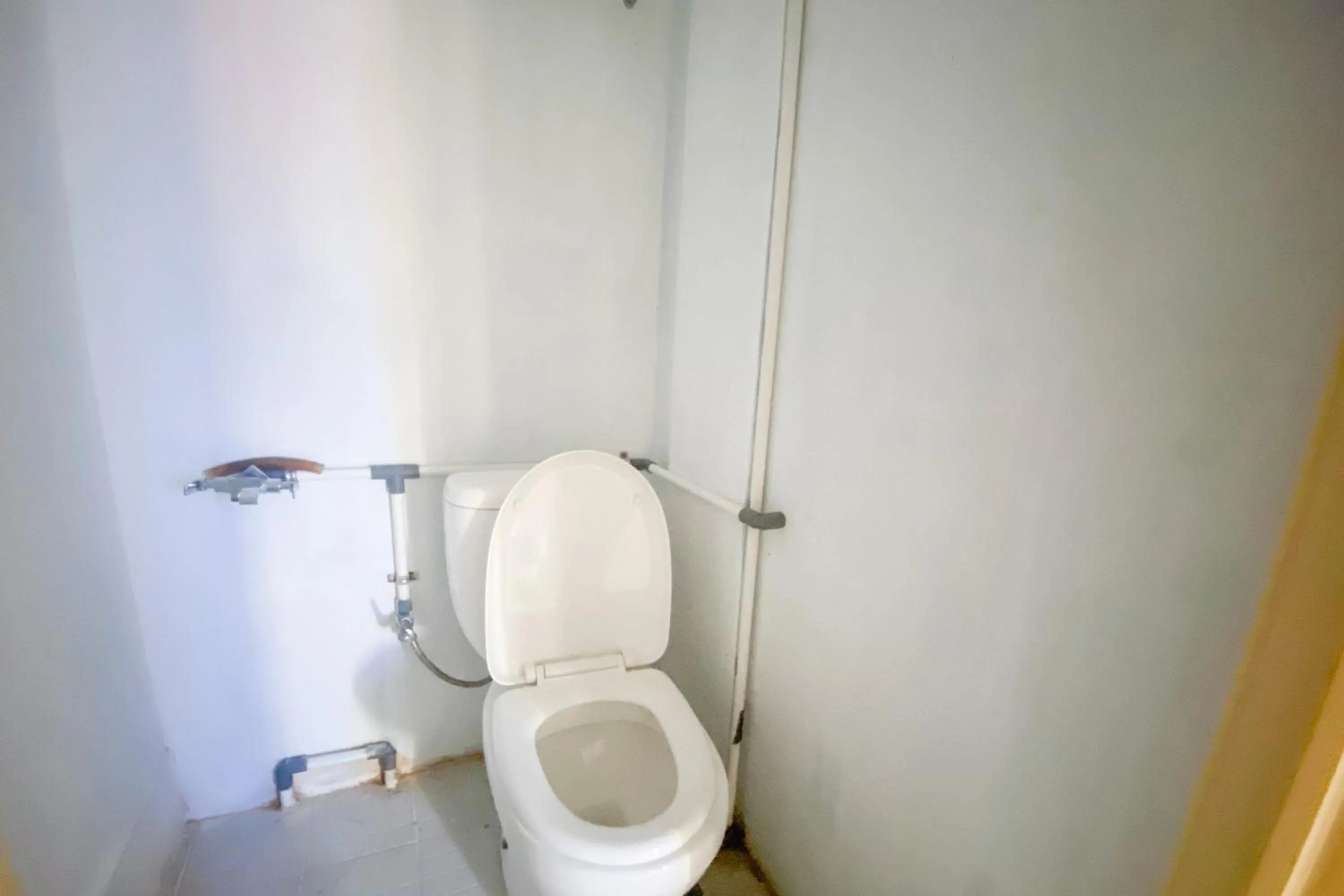 Bathroom in Zazezo Homestay Syariah RedPartner