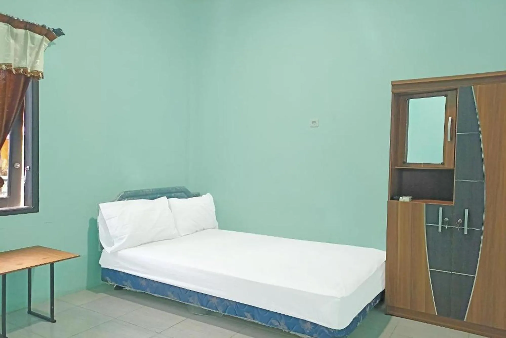 Bedroom, Bed in SPOT ON 91791 Homestay Surya Syariah