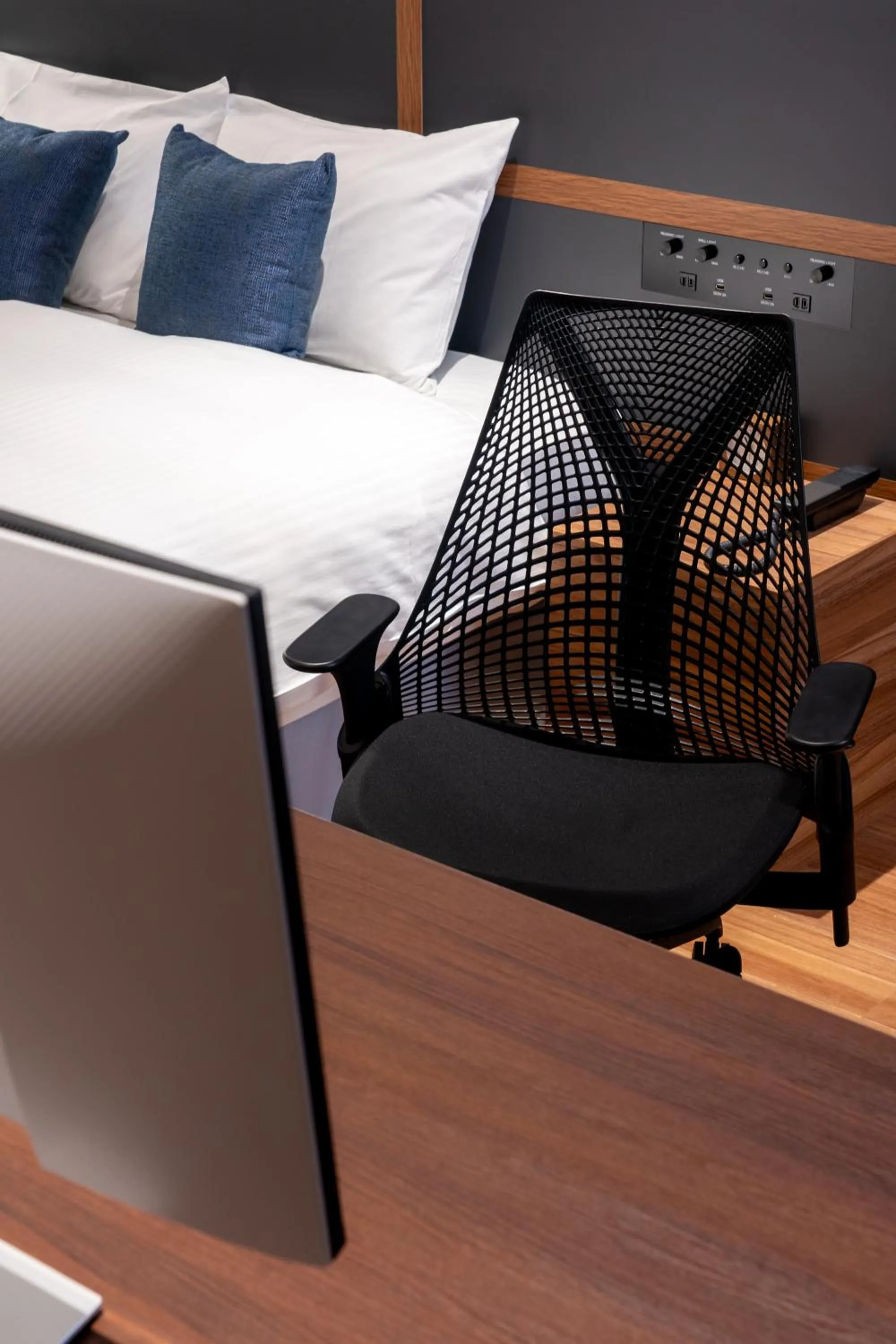 Photo of the whole room, Bed in HOTEL SAILS