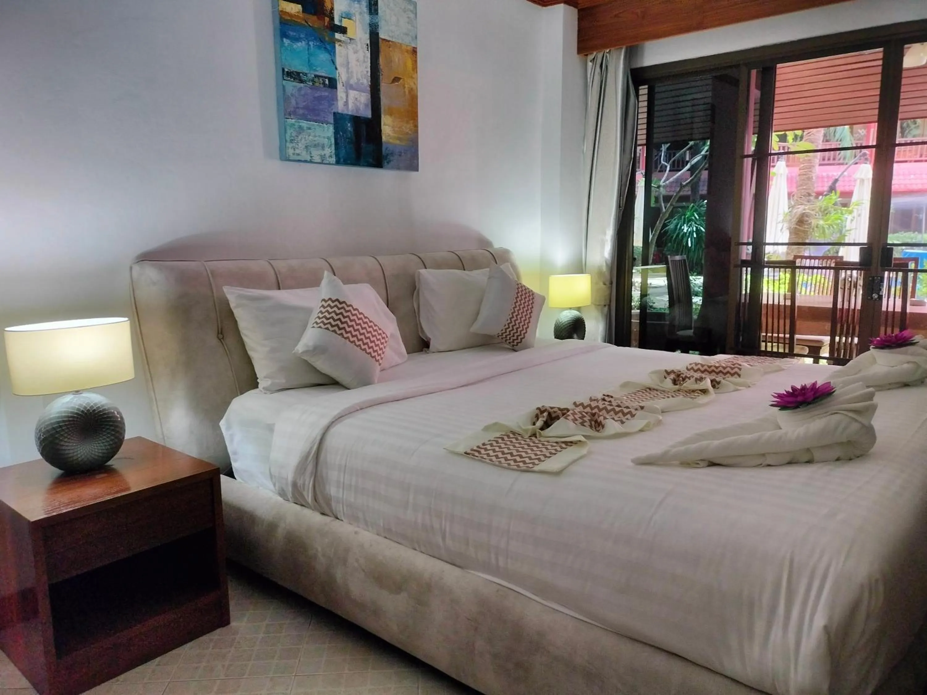 Bed in Sai Rougn apartment