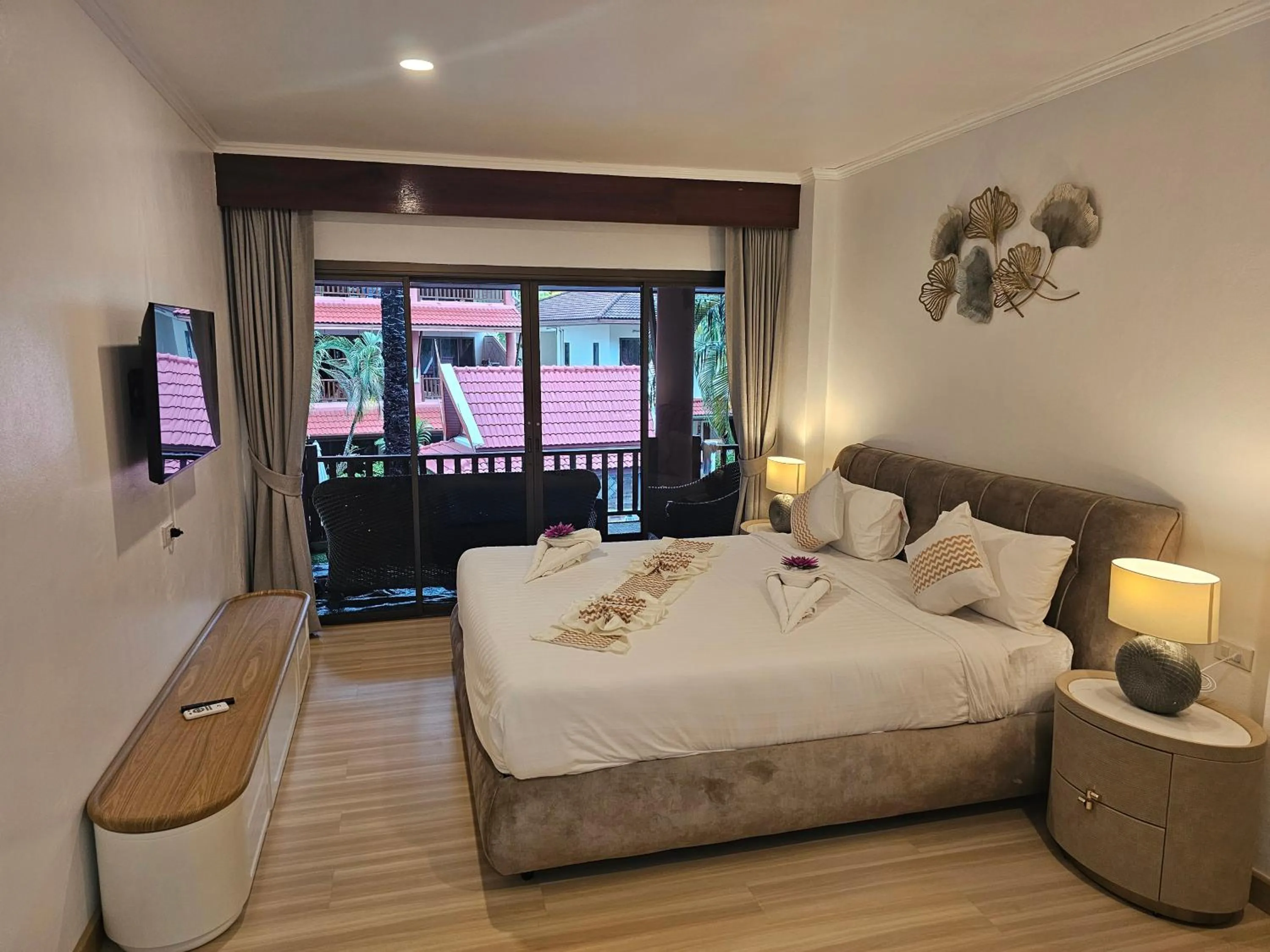 Bed in Sai Rougn apartment