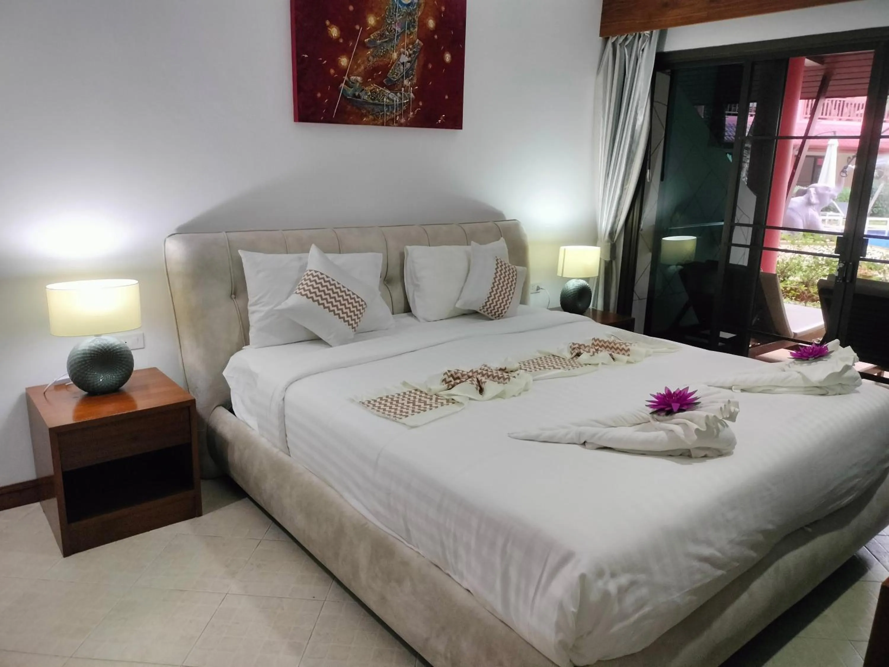 Bed in Sai Rougn apartment