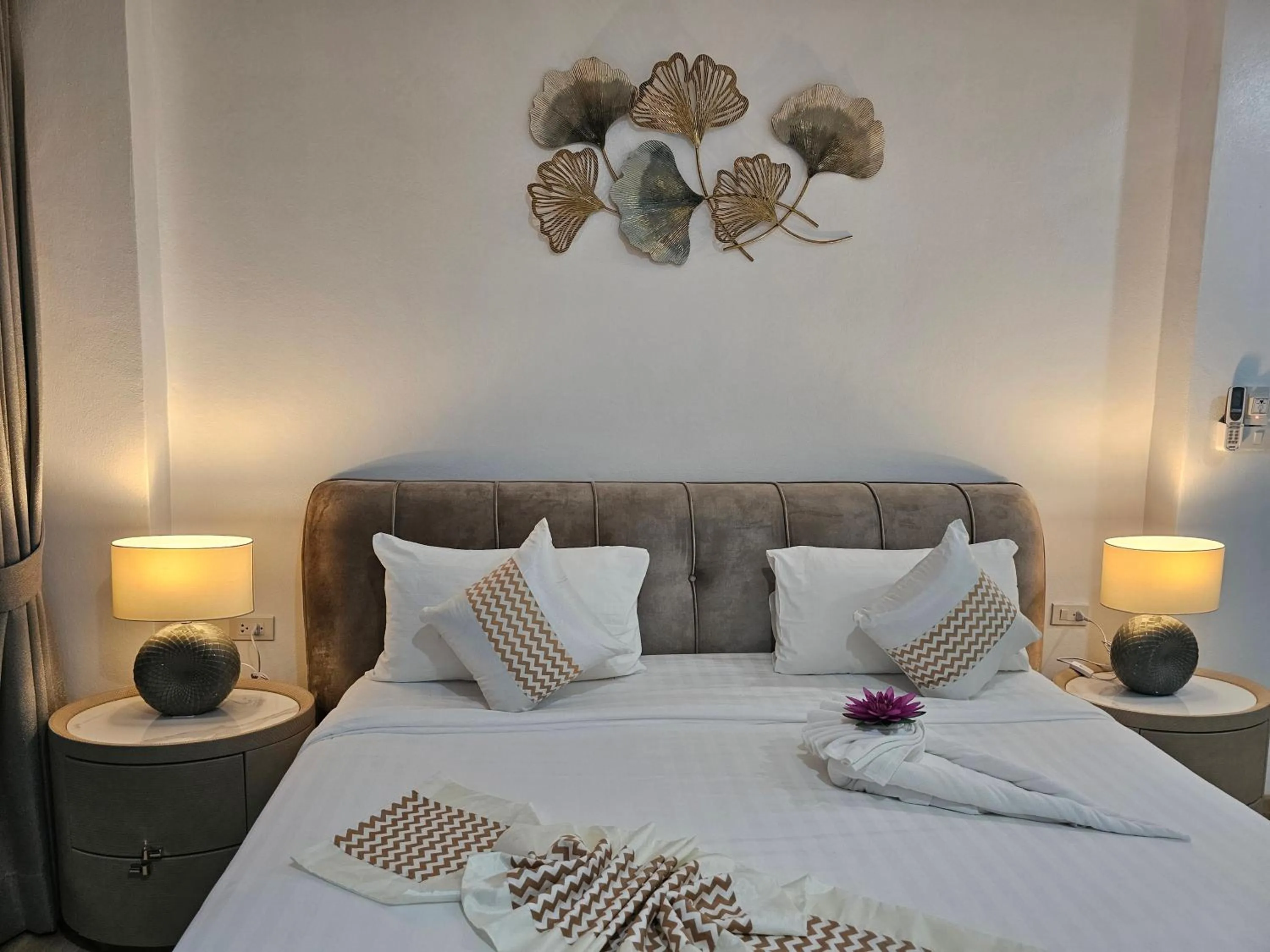 Bed in Sai Rougn apartment