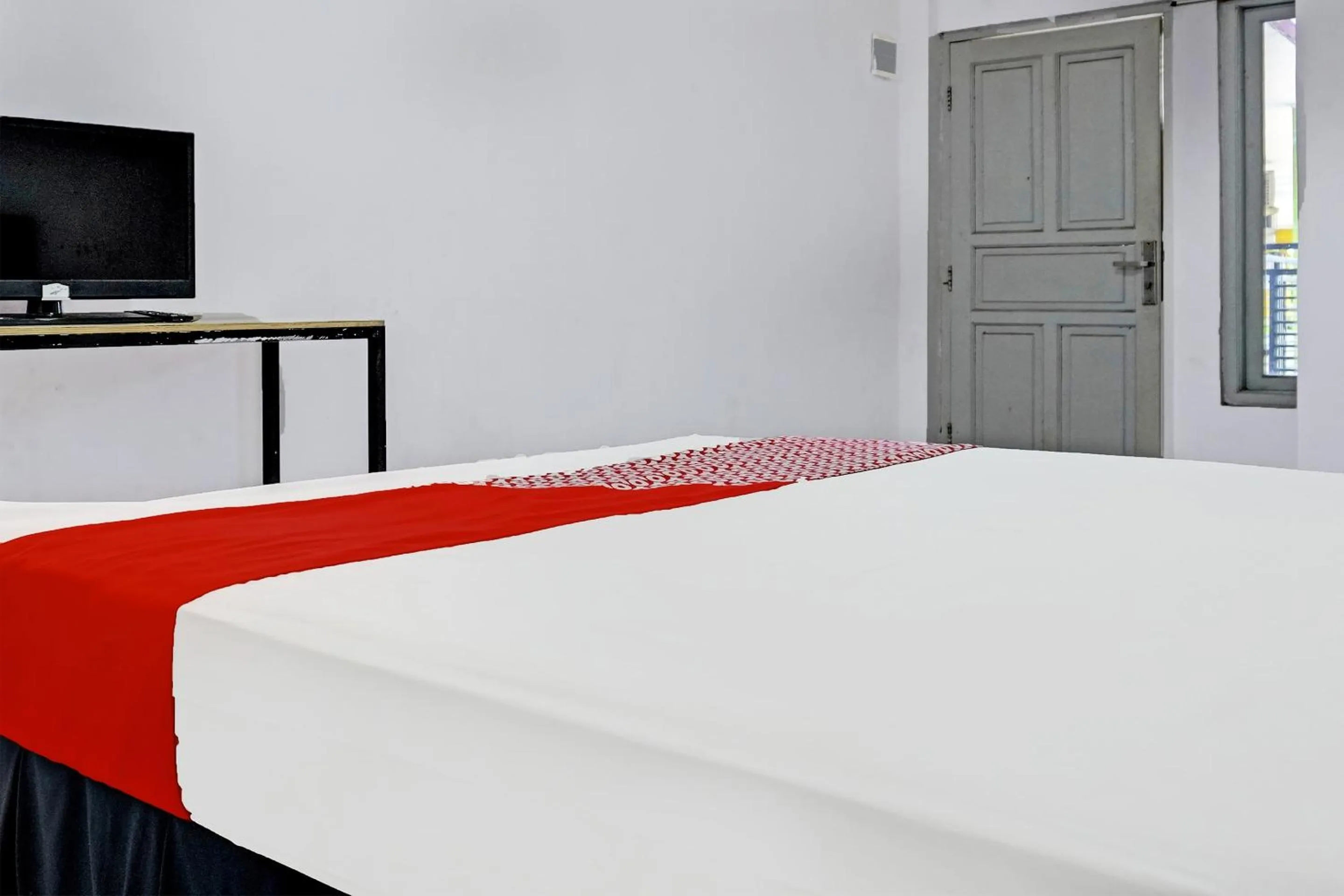 Bedroom, Bed in OYO 91796 Guest House Ghalta Syariah