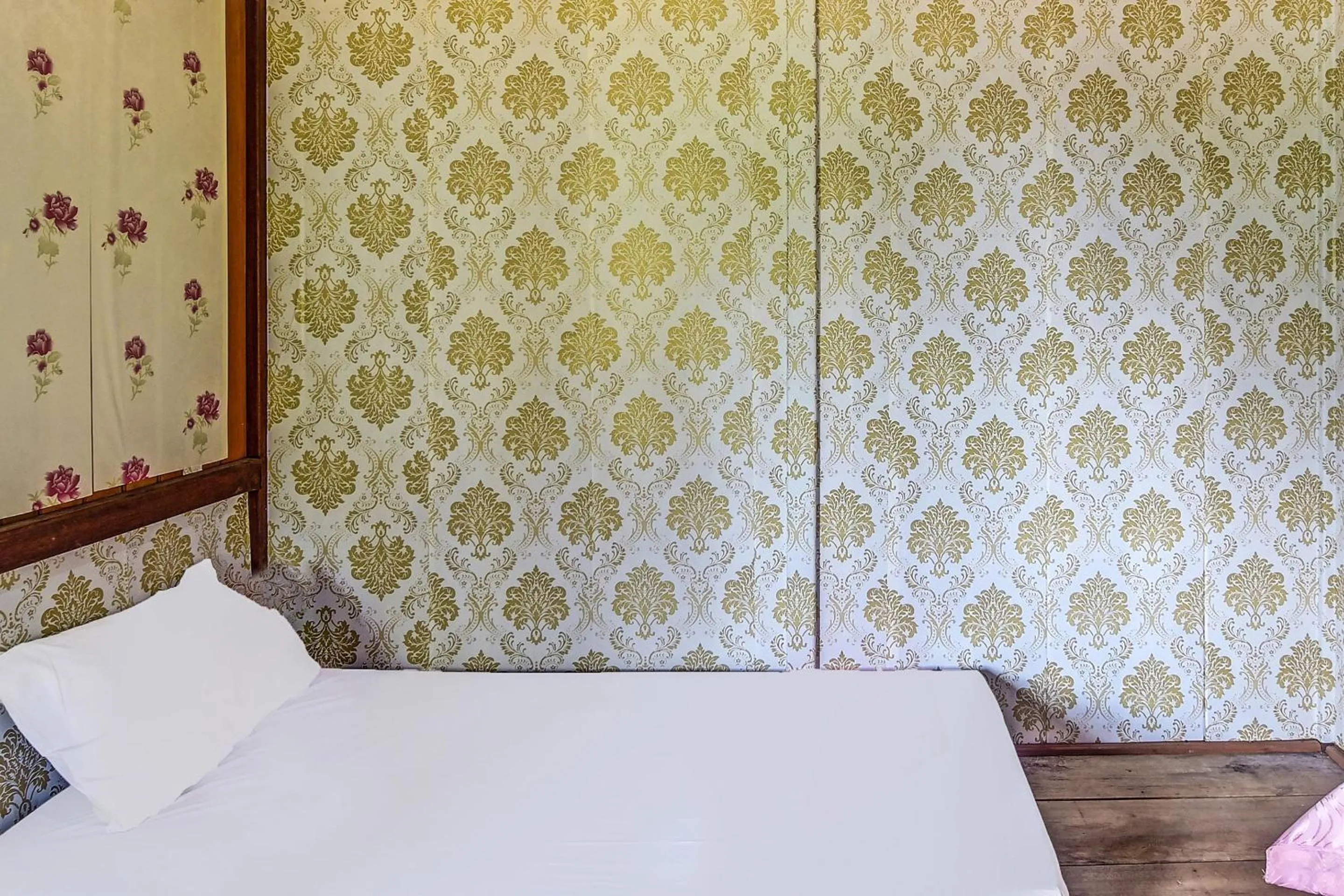 Bedroom, Bed in Hotel O Sosonopan Homestay Near LANTAMAL VIII MANADO