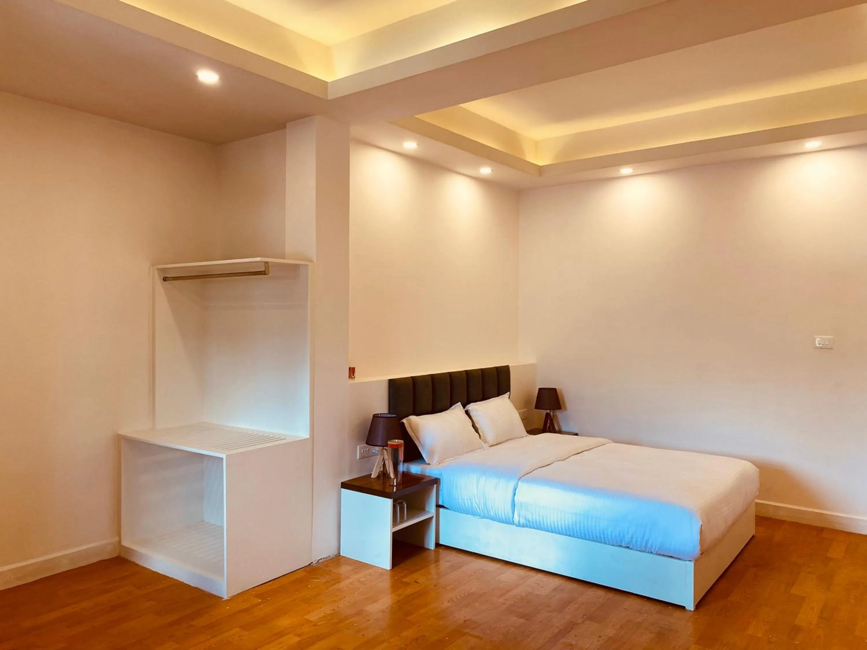 Photo of the whole room in THE APARTMENT