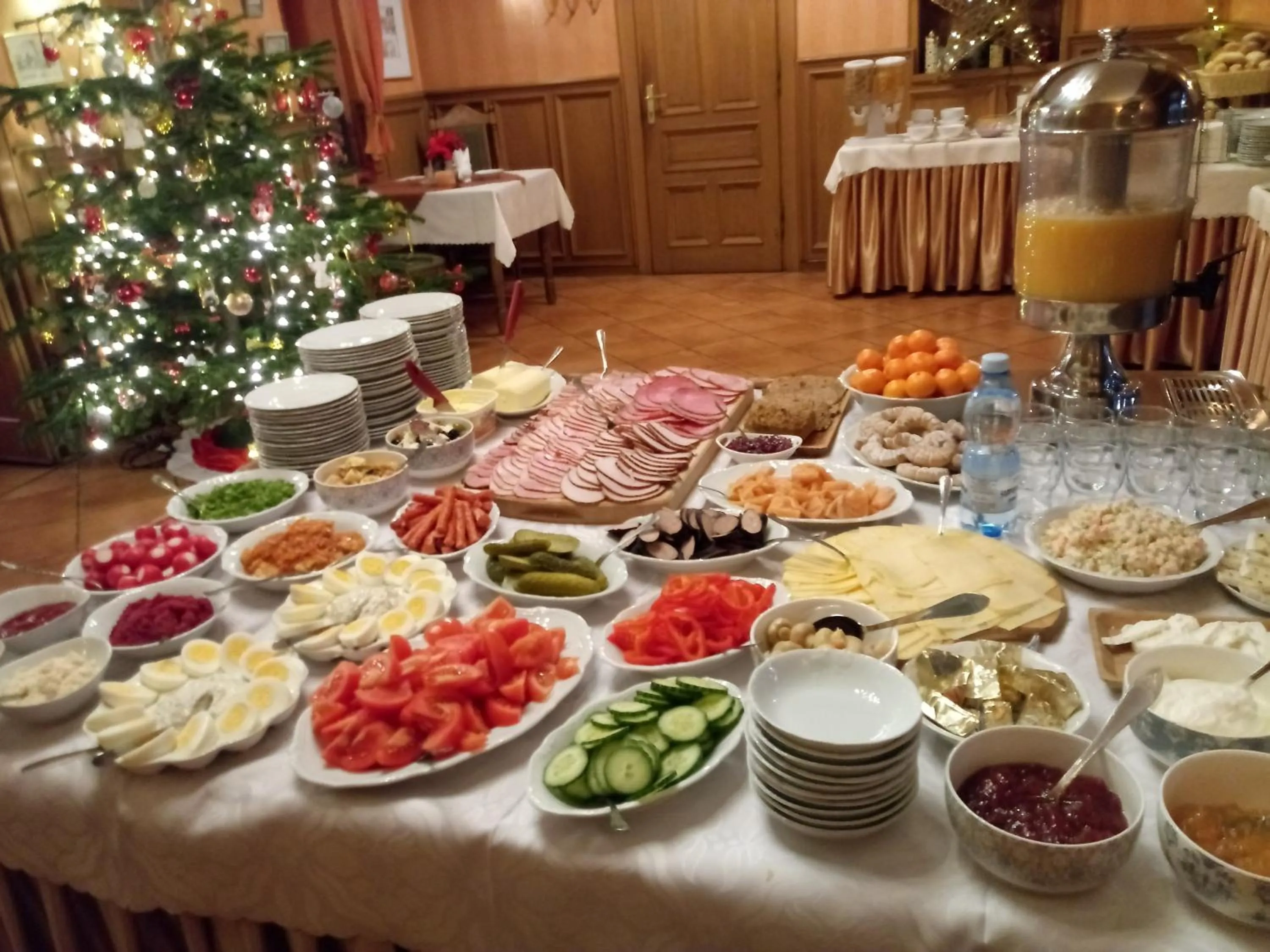 Buffet breakfast in Pensjonat Panorama