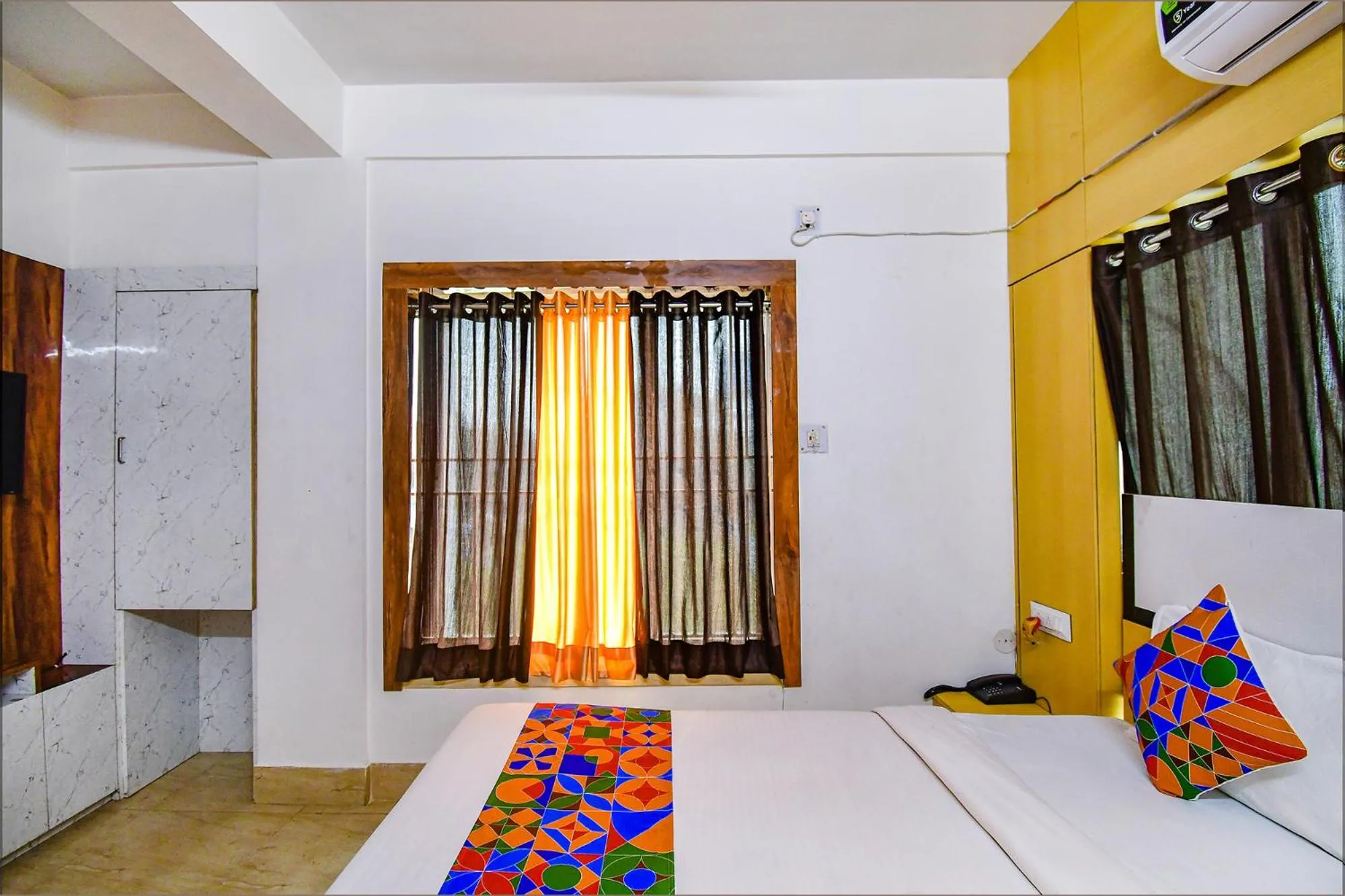 Bed in Super Hotel O Ruby Near Acropolis Mall
