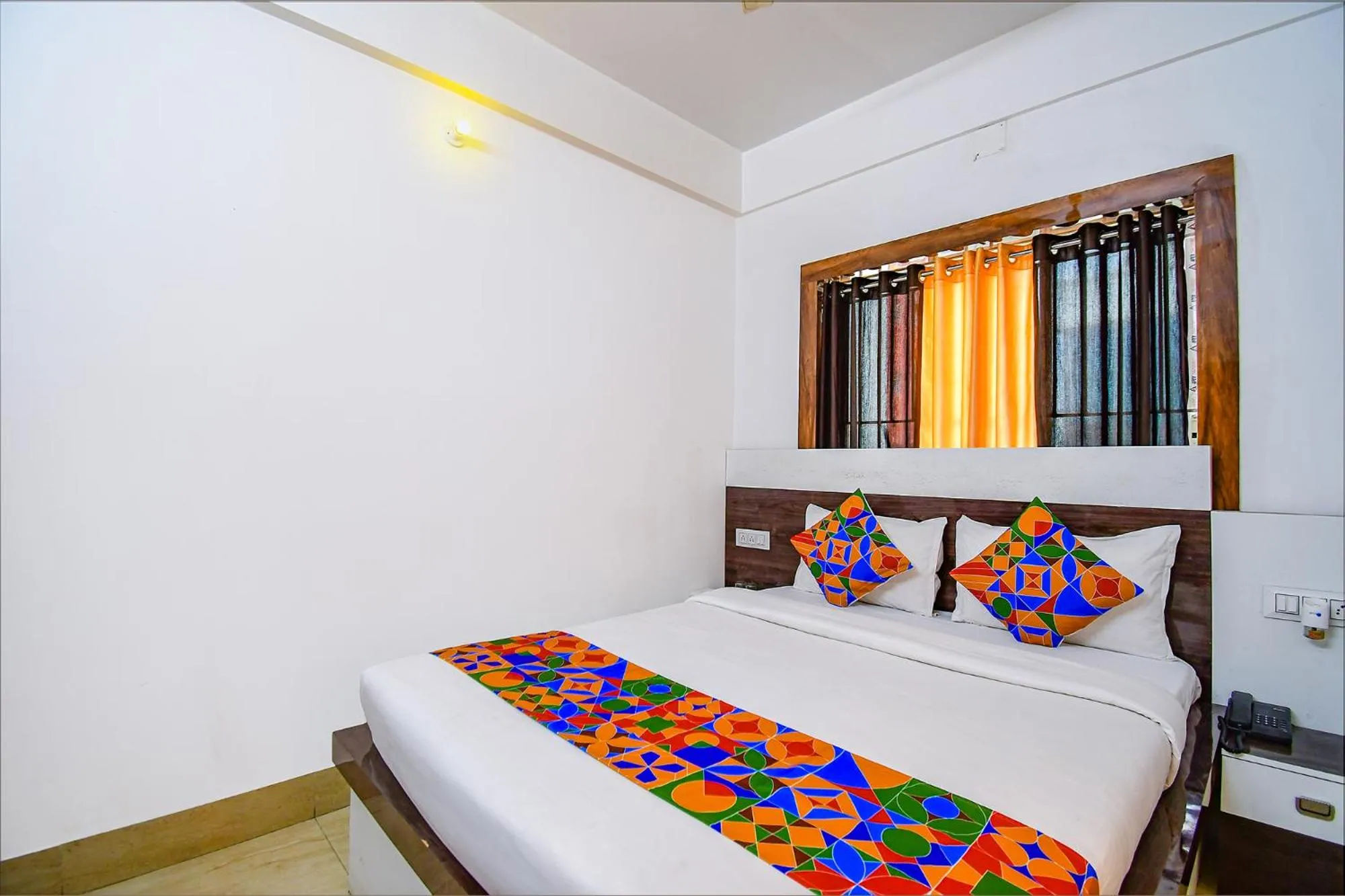 Bed in Super Hotel O Ruby Near Acropolis Mall