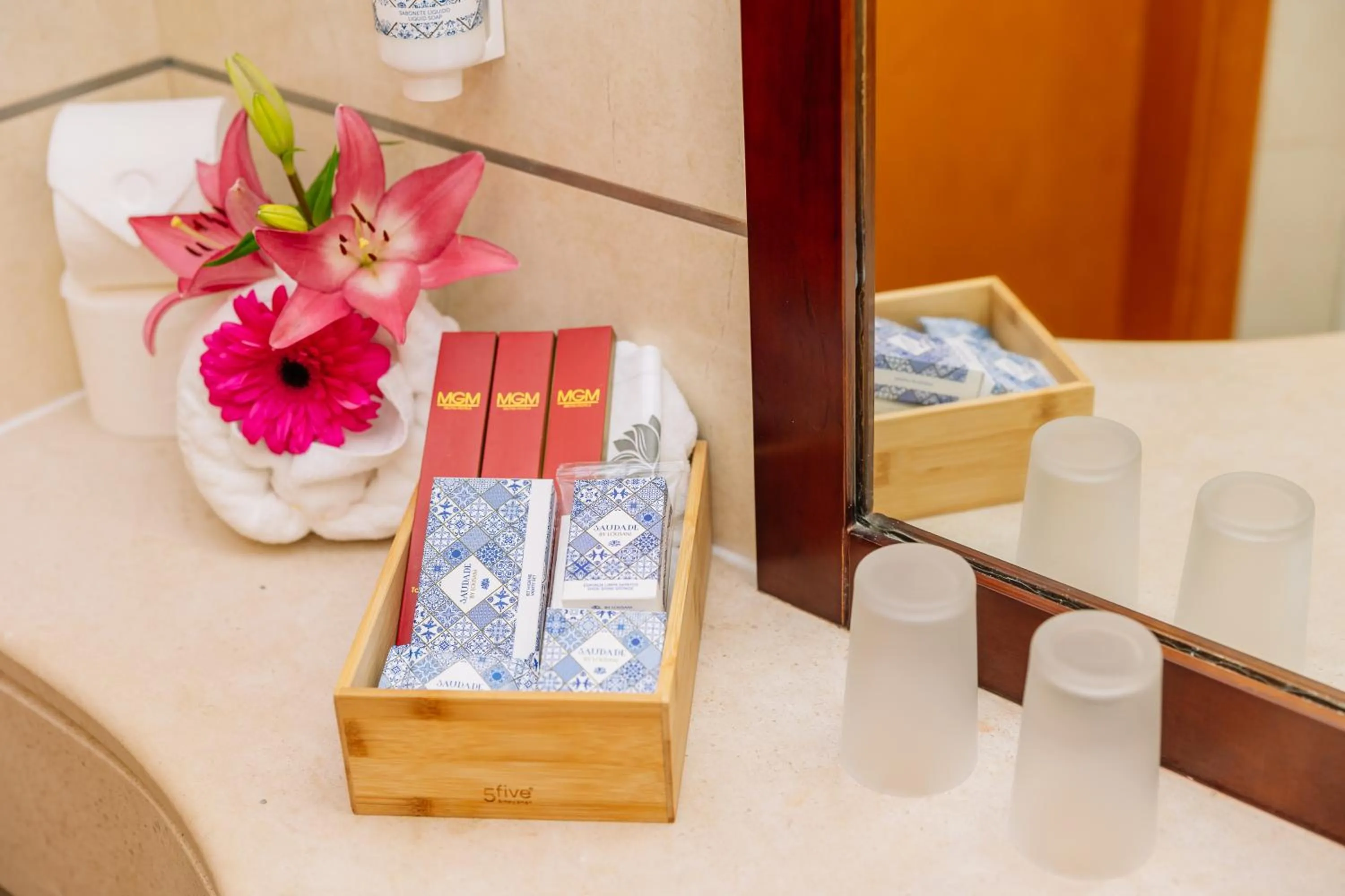 Decorative detail in Monicca Collection Suites and Residences